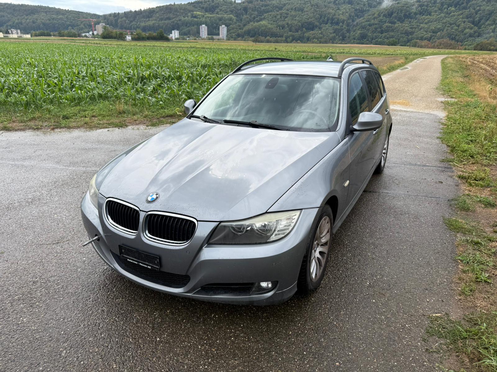 BMW 320d Touring Steptronic-image-0