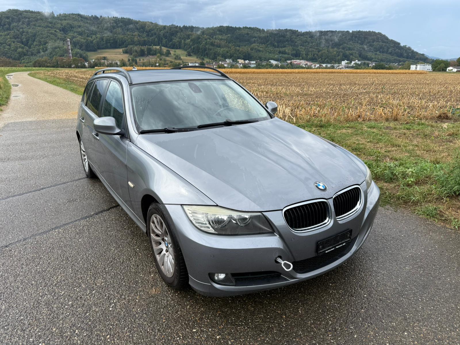 BMW 320d Touring Steptronic-image-6