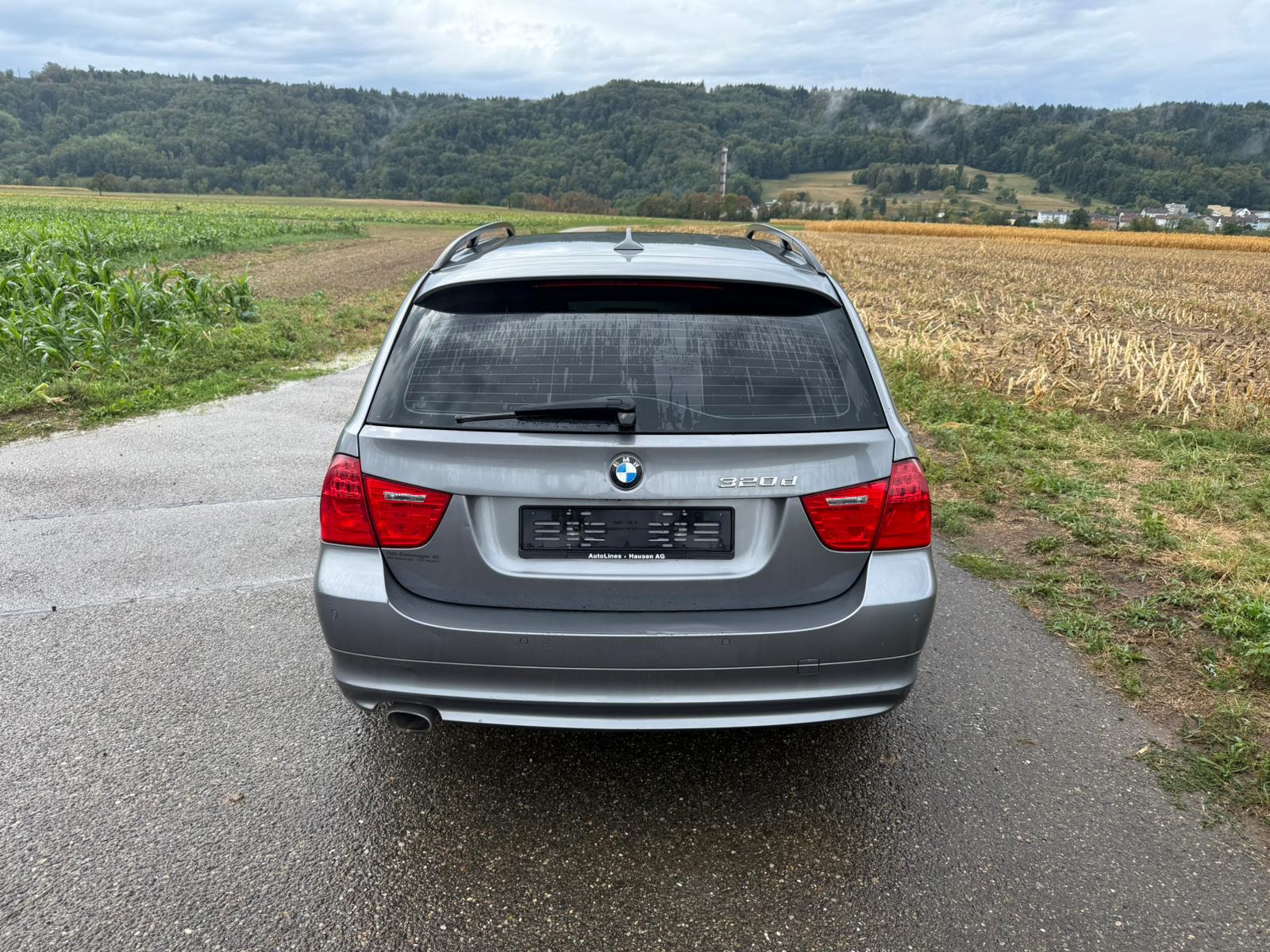 BMW 320d Touring Steptronic-image-3