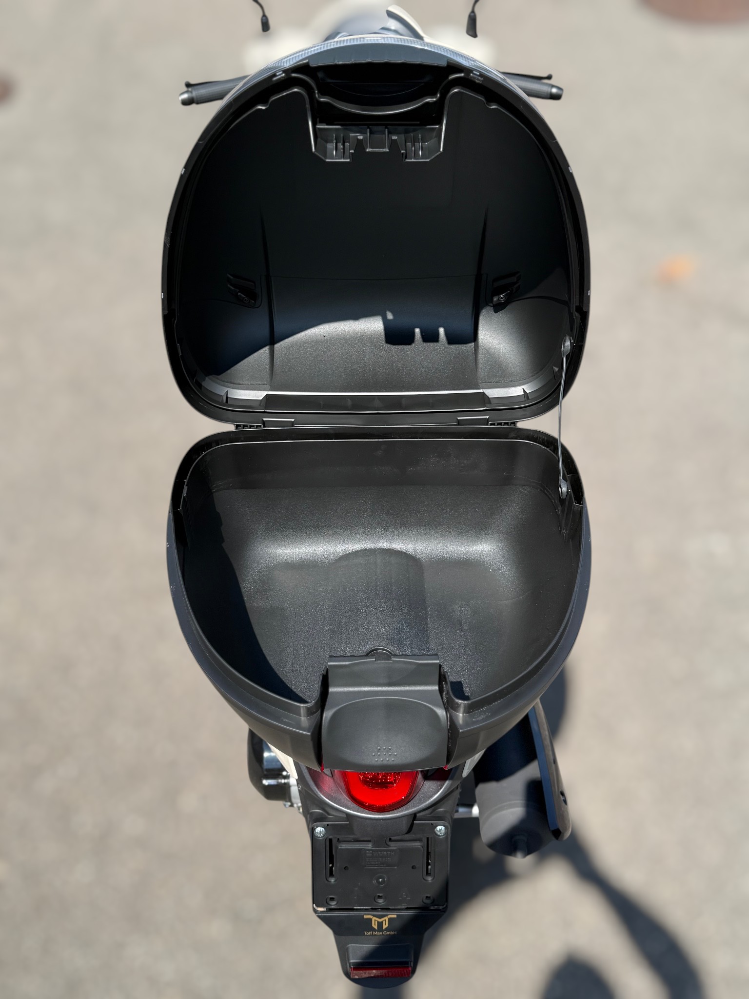 KYMCO Like II 125i ABS Topcase-image-4