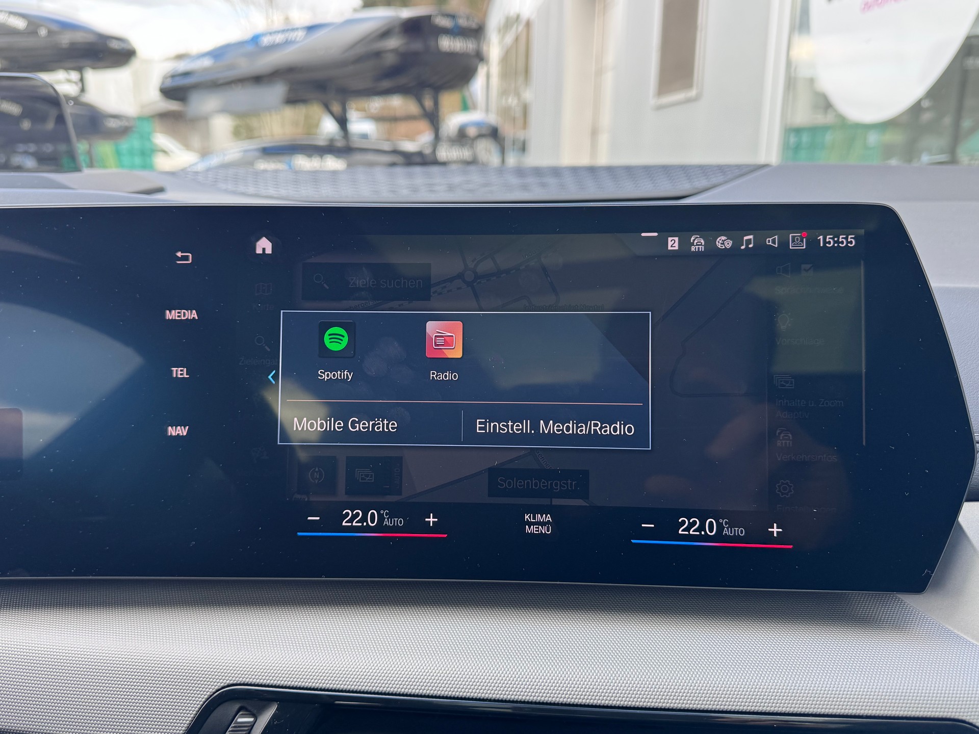 BMW 223d Active Tourer+4x4+Automat+Navigation+LED Scheinwerfer+Rückfahrkamera+Panorama-Glasdach+ACC+8-fach Alu+AHK mit 1'500kg++-image-20