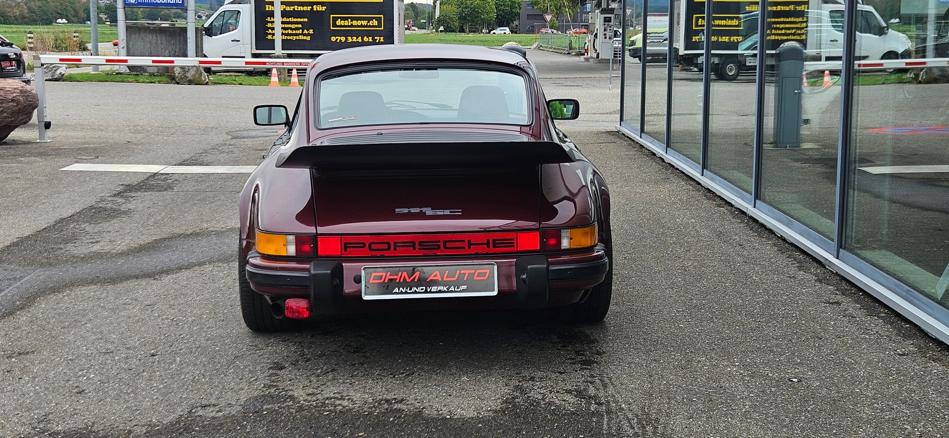 PORSCHE 911 SC 3.0-image-5