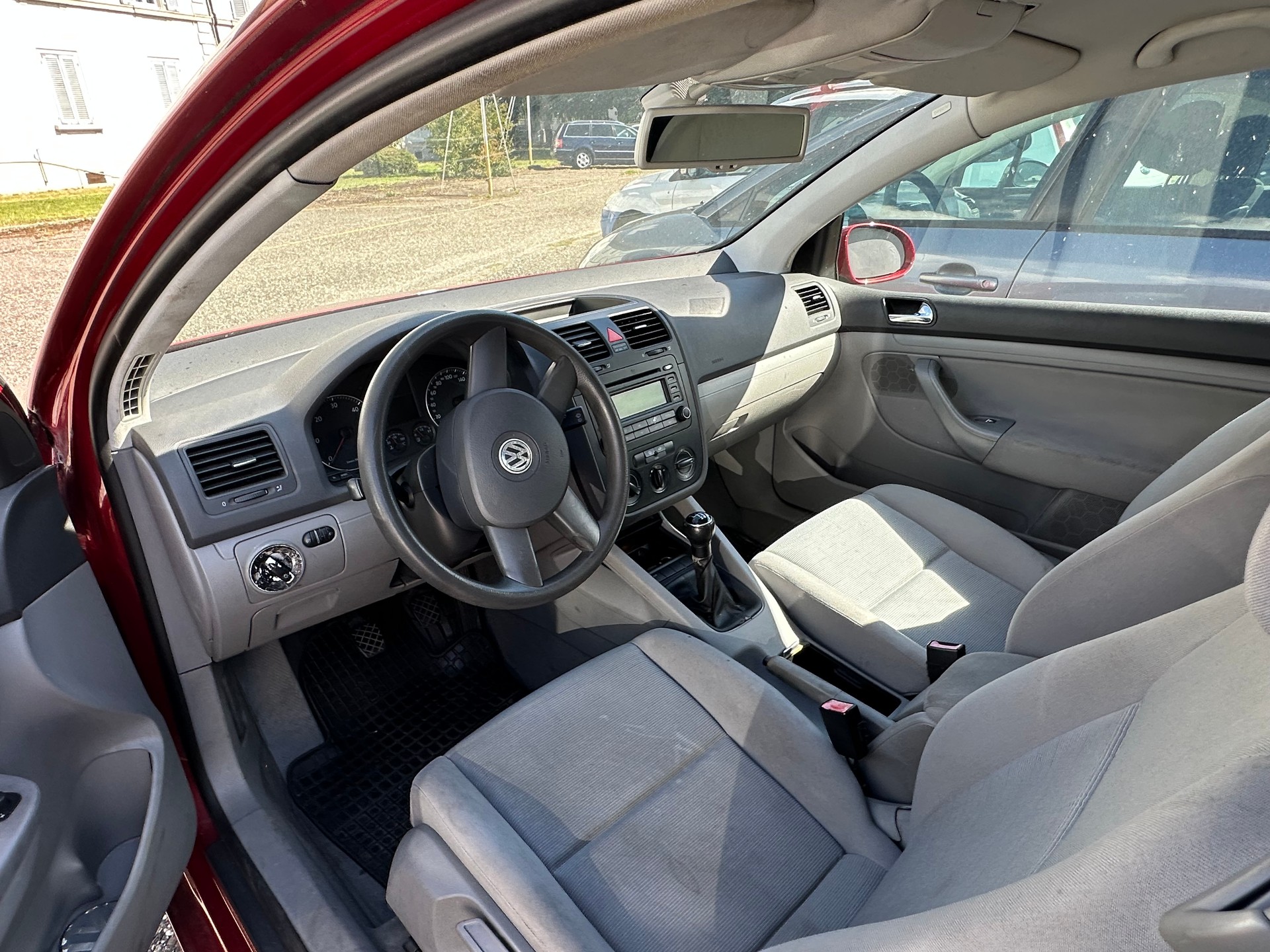 VW Golf 1.9 TDI Sportline-image-4