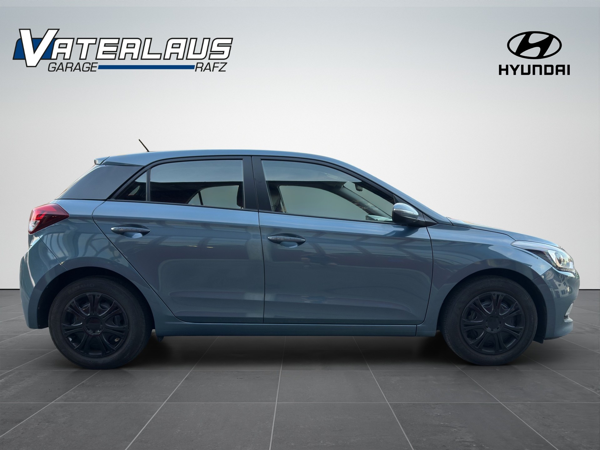 HYUNDAI i20 1.2 Amplia-image-6