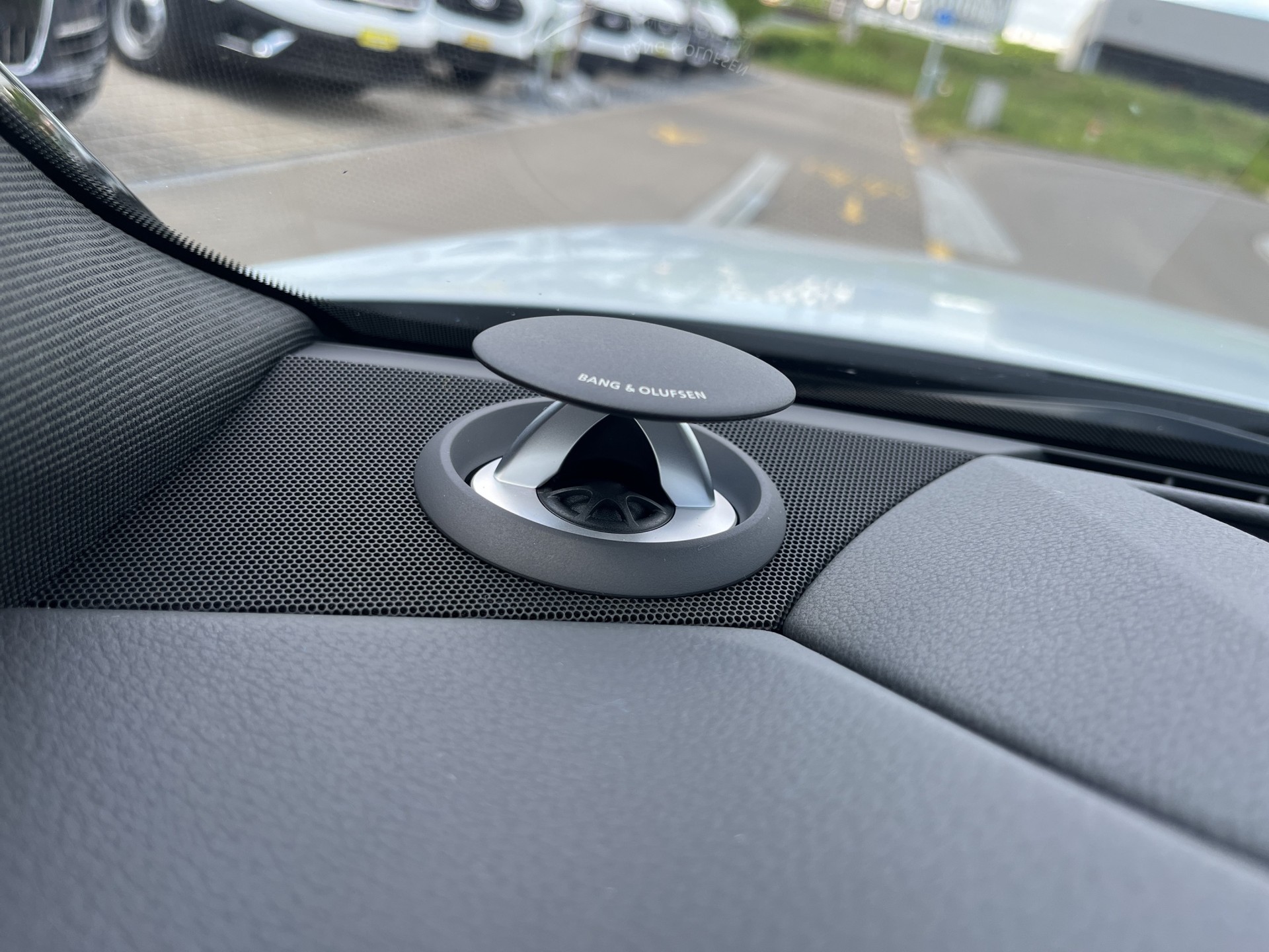 AUDI A8 60 TFSI e quattro tiptronic*Vollausstattung, Panodach, B&O Sound, (5-Jahre Garantie)-image-17