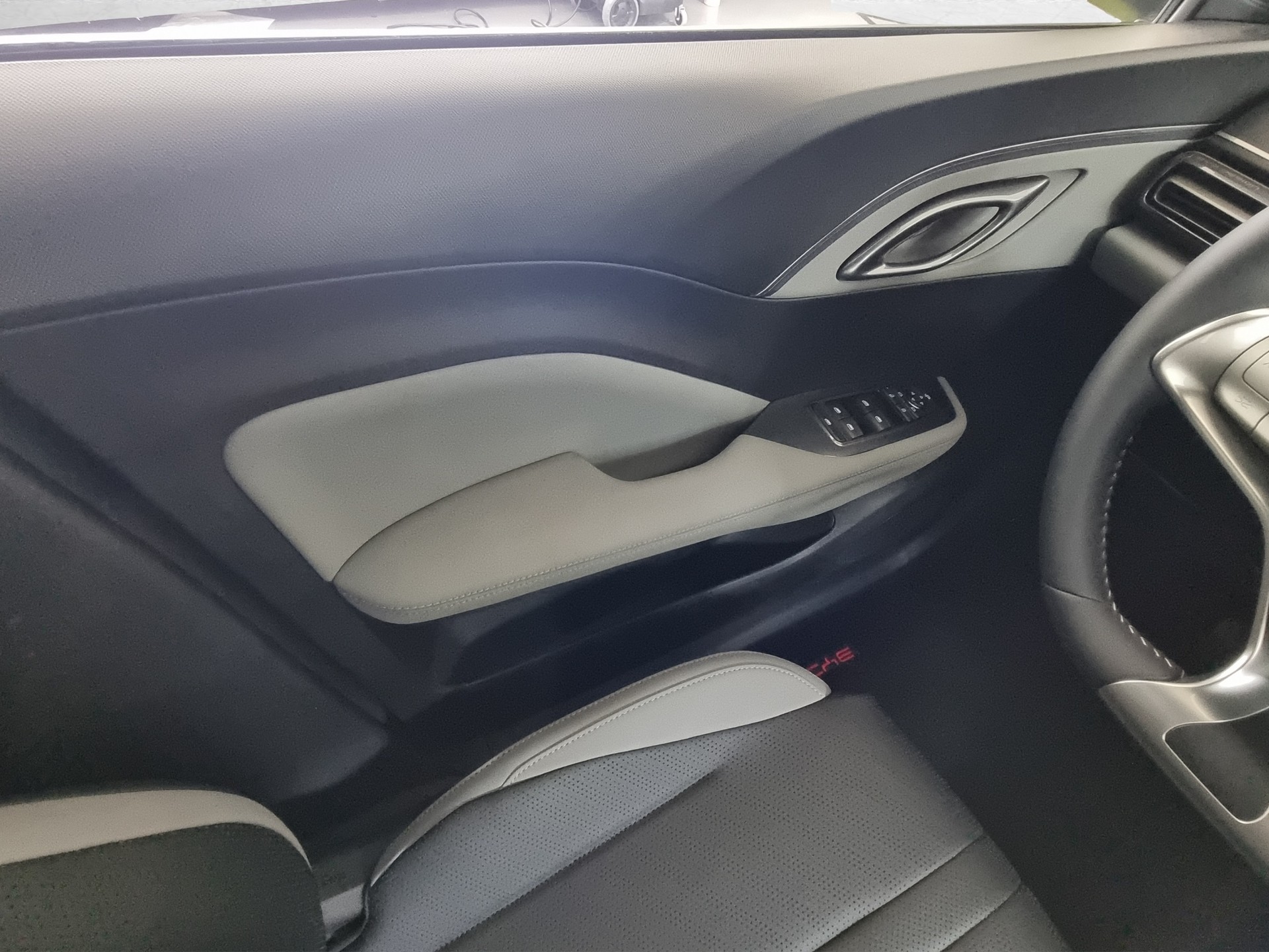 BYD Dolphin Surf 43 kWh Boost-image-11