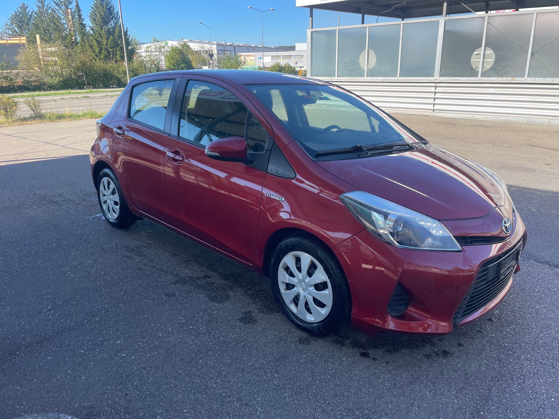 TOYOTA Yaris 1.5 VVT-i Hybrid Luna CVT-image-4