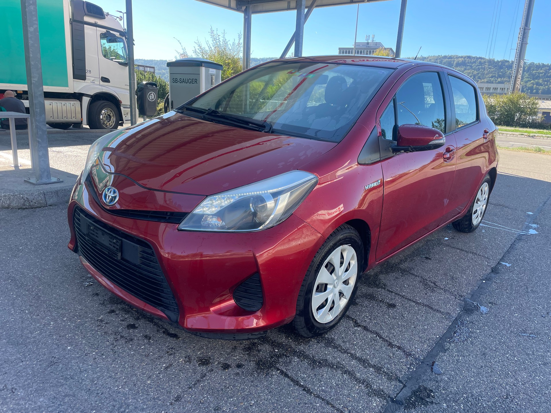 TOYOTA Yaris 1.5 VVT-i Hybrid Luna CVT-image-1
