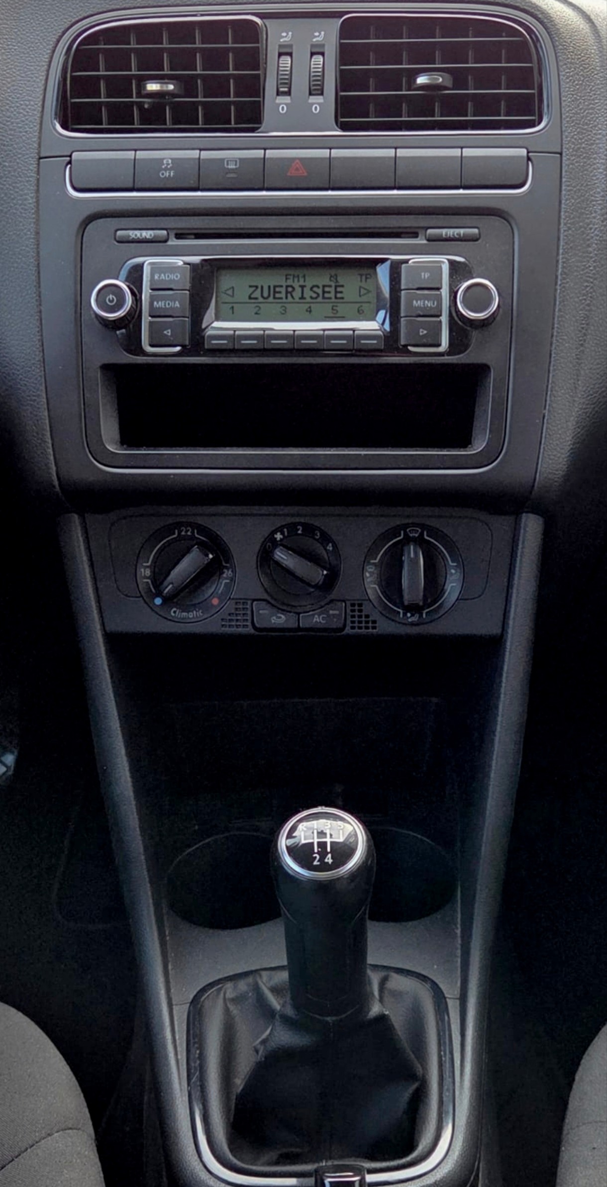 VW Polo 1.4 16V Comfortline-image-8