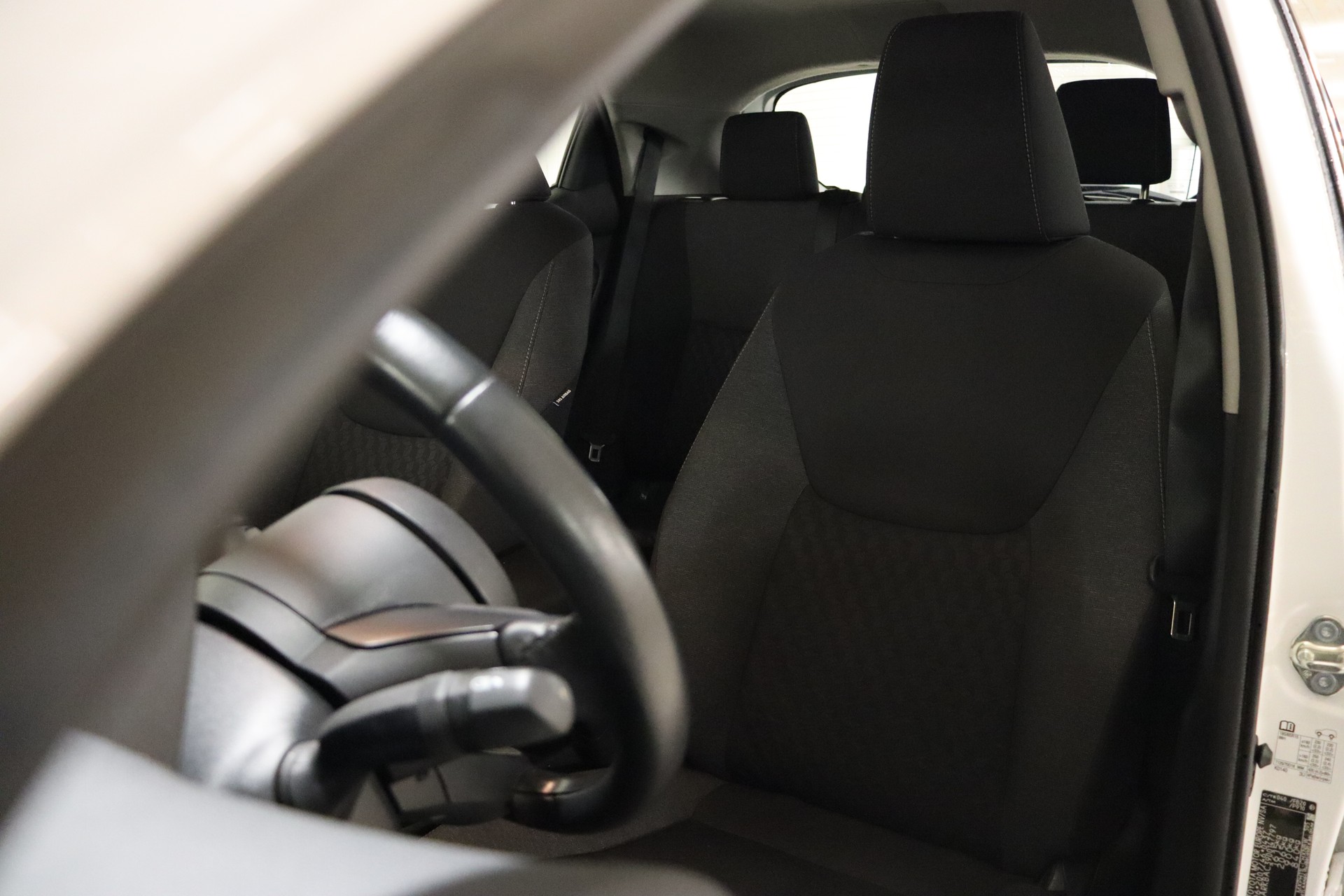 TOYOTA Yaris 1.5 Comfort e-CVT-image-11