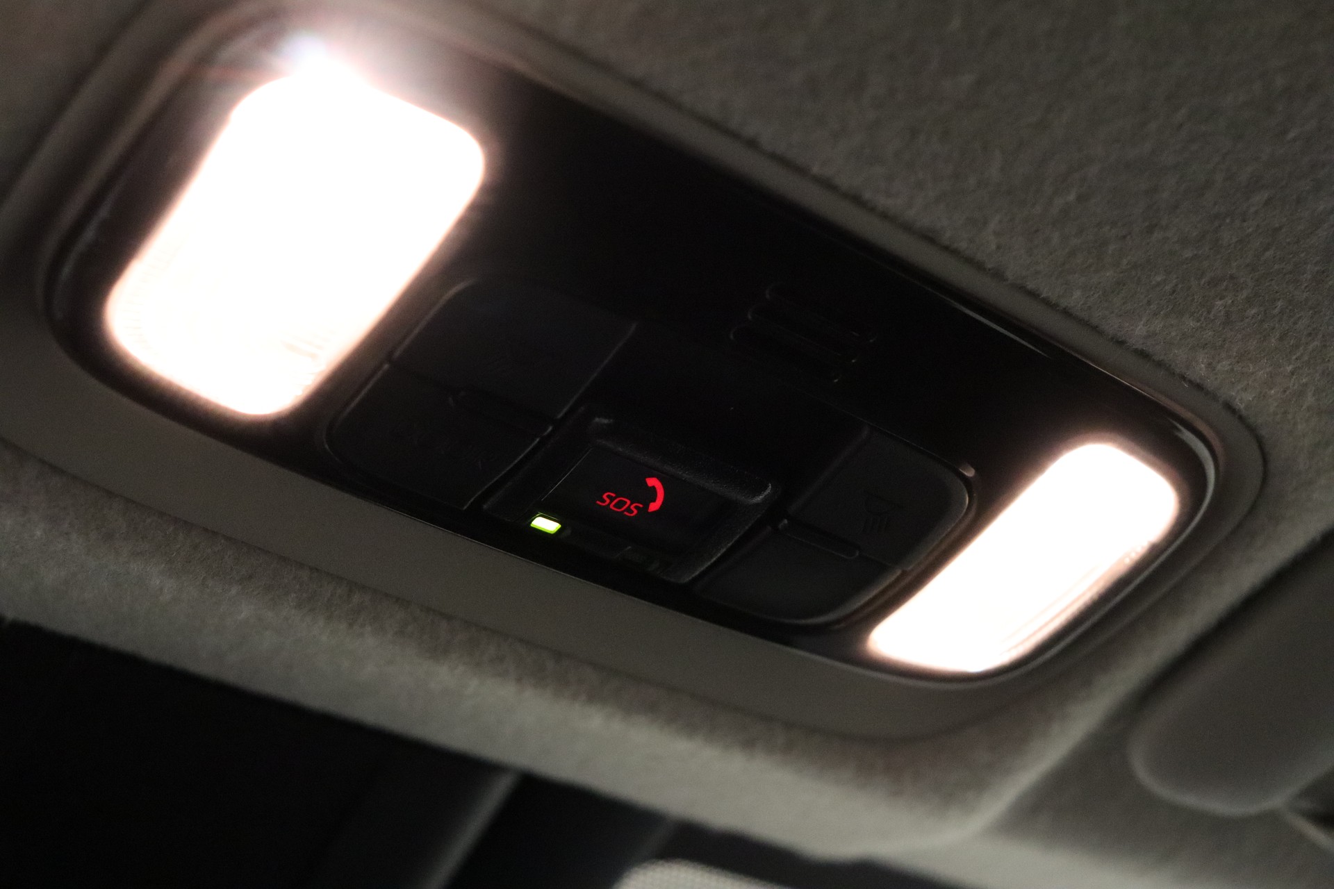 TOYOTA Yaris 1.5 Comfort e-CVT-image-30