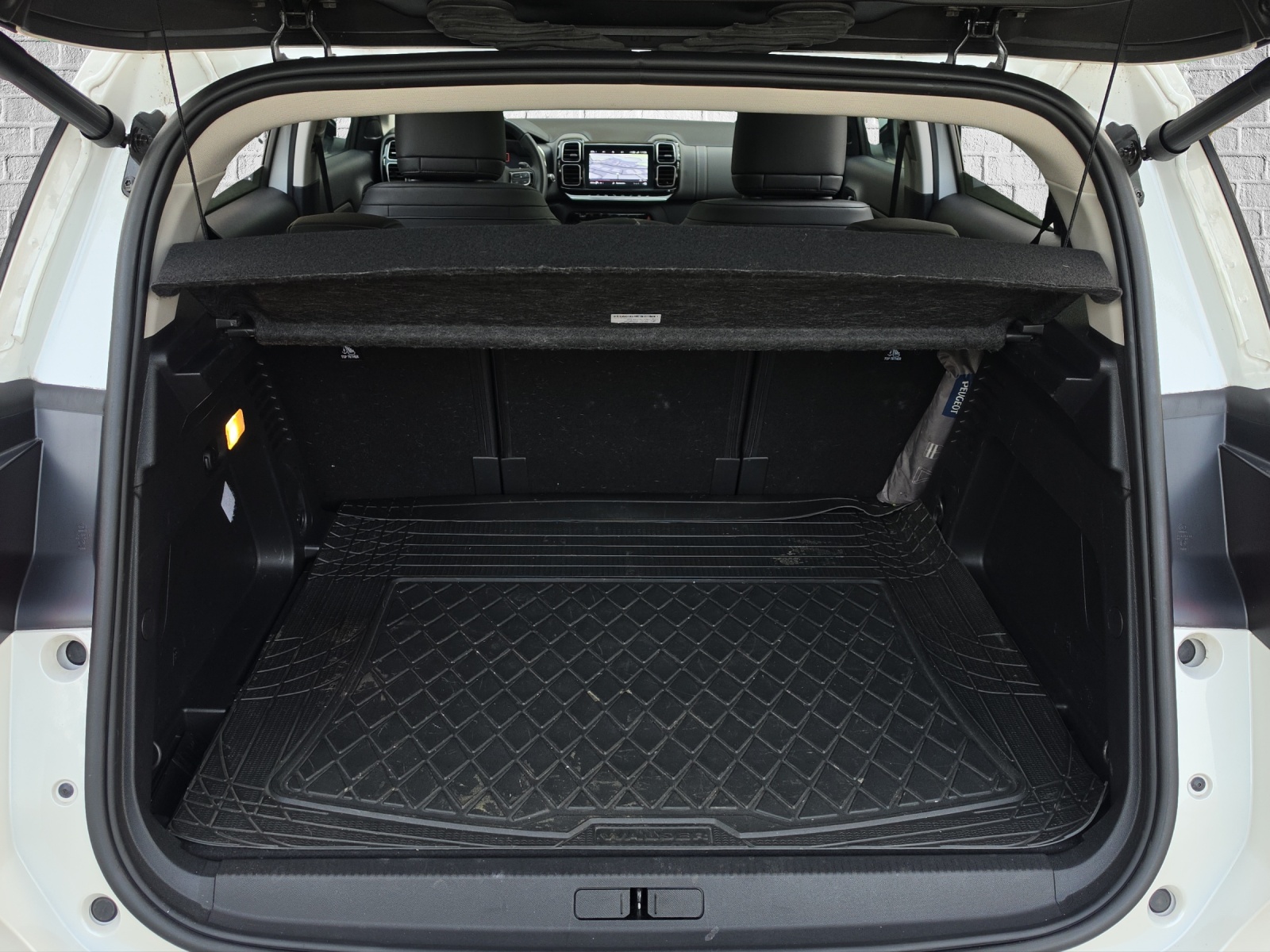 CITROEN C5 Aircross 1.5 BlueHD Feel EAT8-image-18