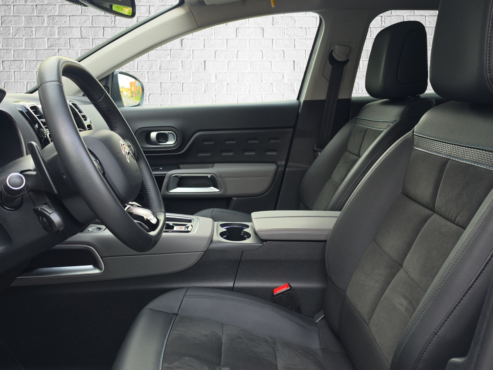 CITROEN C5 Aircross 1.5 BlueHD Feel EAT8-image-8