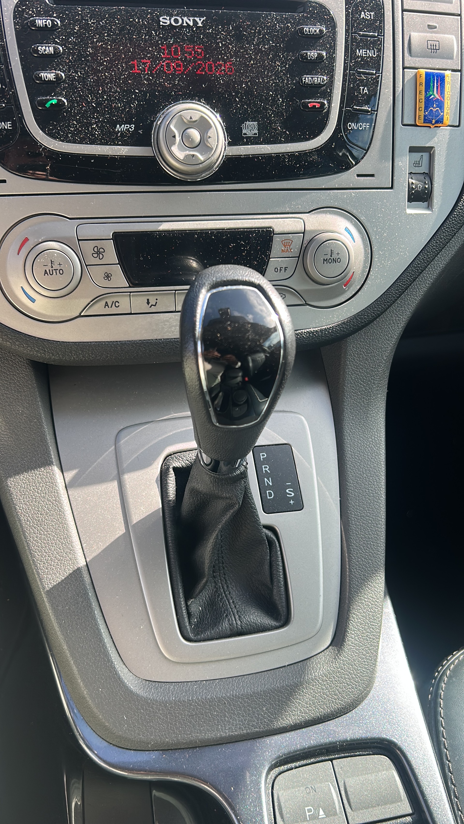 FORD Kuga 2.0 TDCi Titanium 4WD PowerShift-image-5
