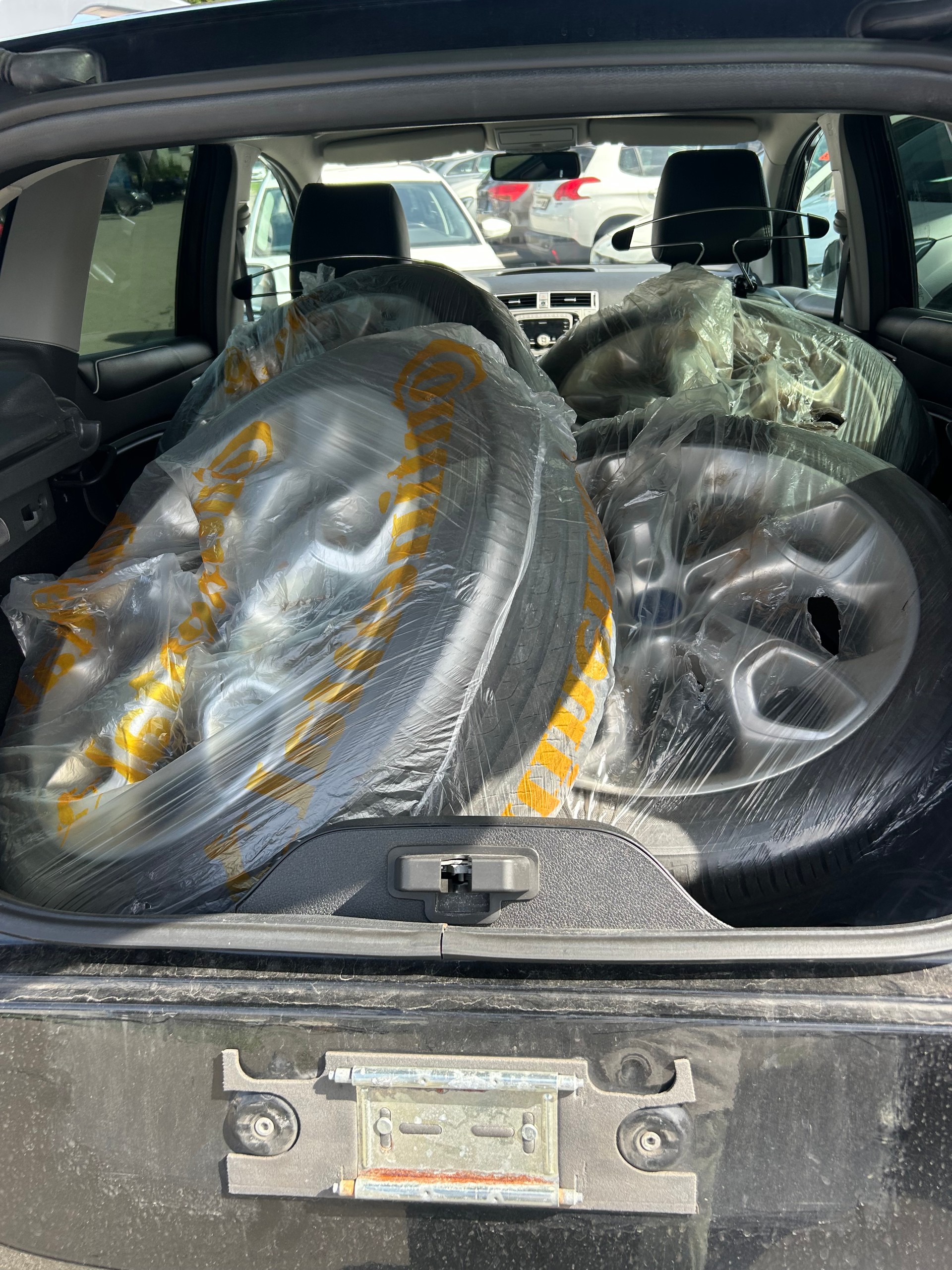 FORD Kuga 2.0 TDCi Titanium 4WD PowerShift-image-9