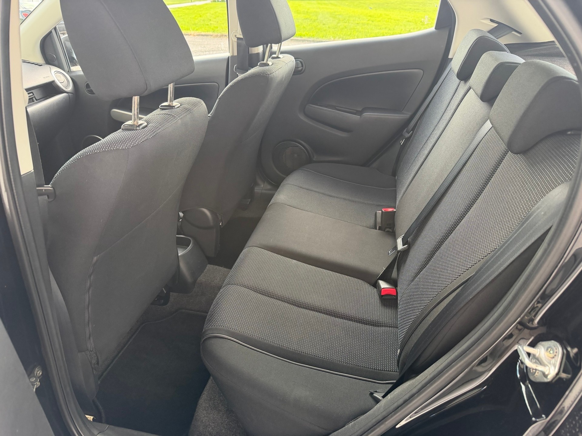 MAZDA 2 1.5i 16V Sport-image-8