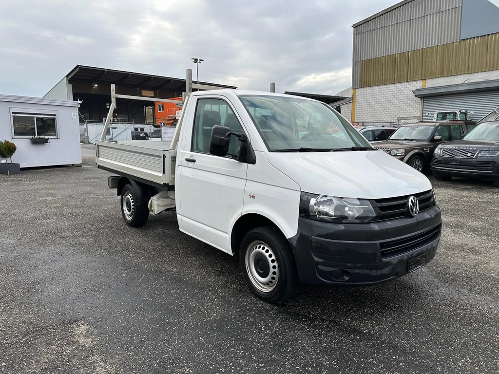 VW T5 2.0 TDI-image-0