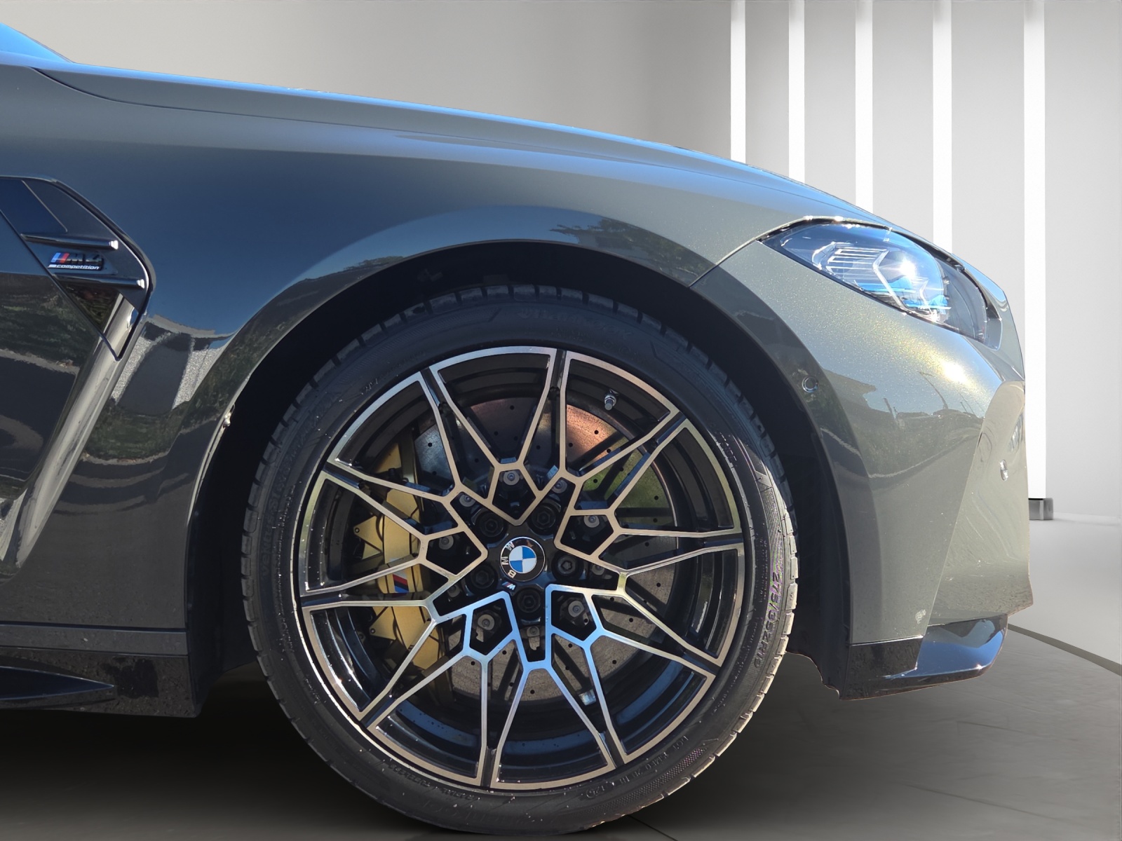 BMW M4 Coupé Competition M xDrive-image-5