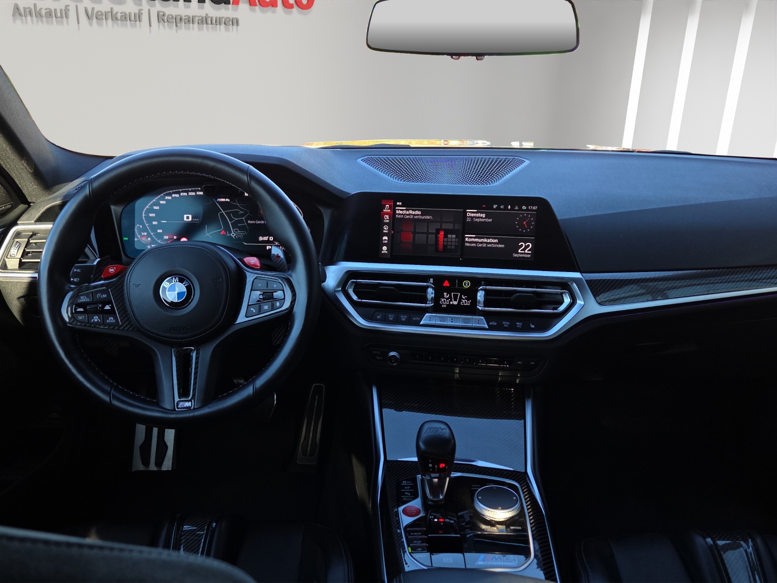 BMW M4 Coupé Competition M xDrive-image-6
