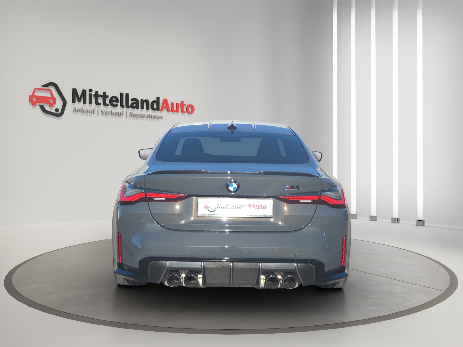 BMW M4 Coupé Competition M xDrive-image-13