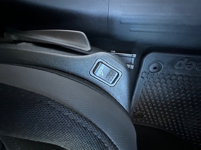 JEEP Renegade 1.5 MHEV Limited-image-15