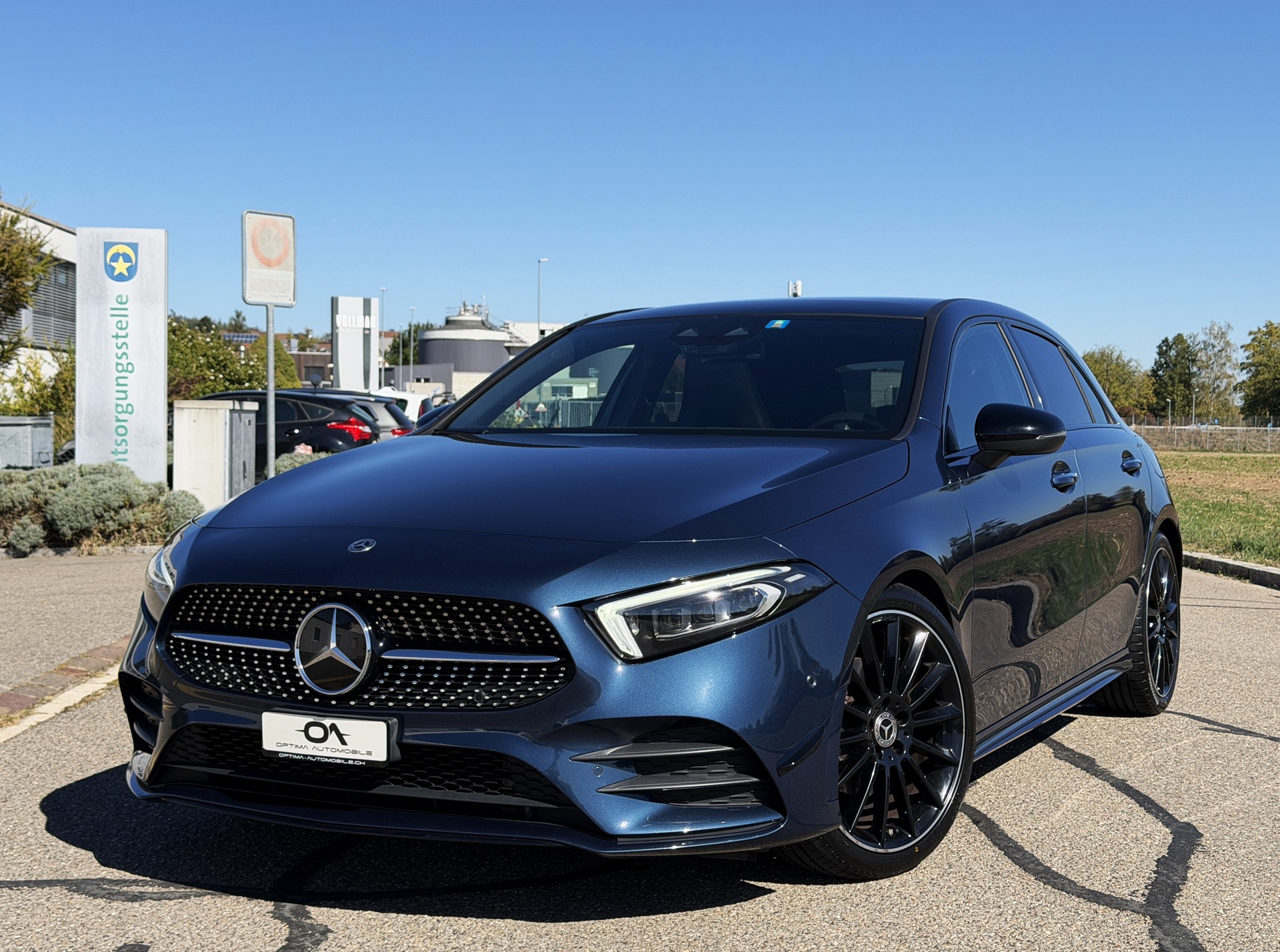 MERCEDES-BENZ A 180 Night Star AMG Line 7G - *1. HAND / TOP-GEPFLEGT* - *MEGA-AUSSTATTUNG* - *CH-FZ / GRATIS-SERVICE* - *WERKSGARANTIE*-image-10