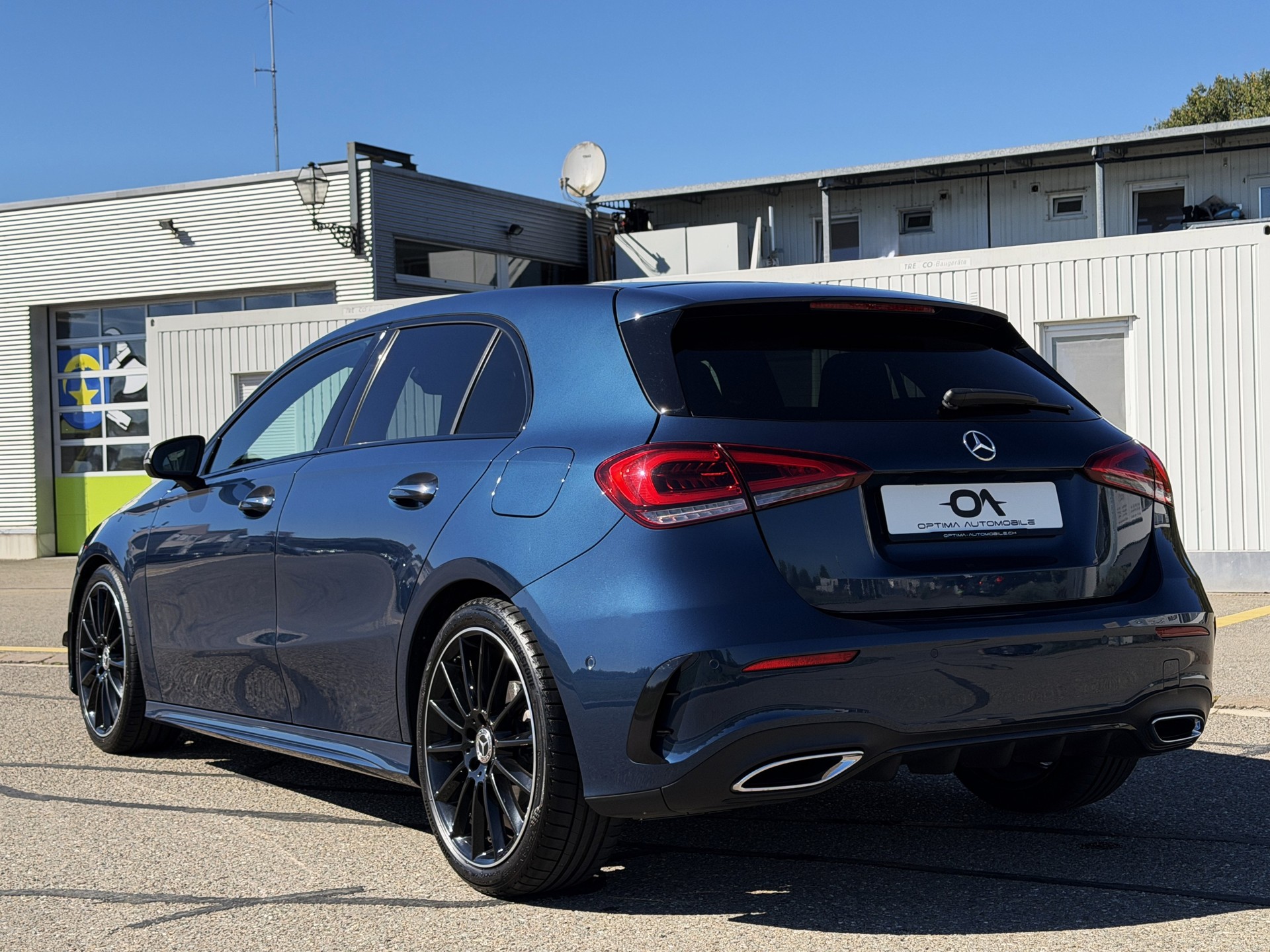 MERCEDES-BENZ A 180 Night Star AMG Line 7G - *1. HAND / TOP-GEPFLEGT* - *MEGA-AUSSTATTUNG* - *CH-FZ / GRATIS-SERVICE* - *WERKSGARANTIE*-image-5