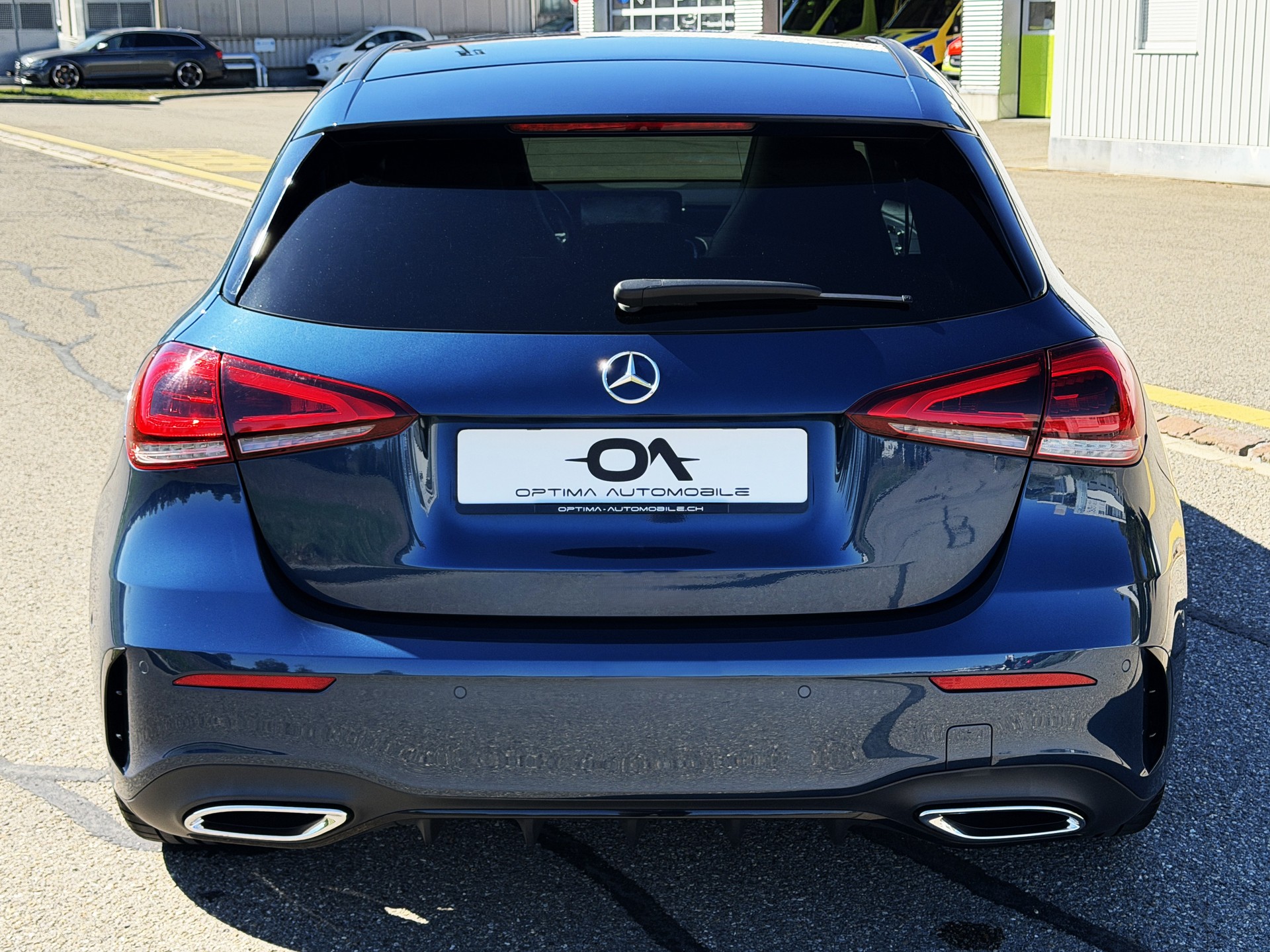 MERCEDES-BENZ A 180 Night Star AMG Line 7G - *1. HAND / TOP-GEPFLEGT* - *MEGA-AUSSTATTUNG* - *CH-FZ / GRATIS-SERVICE* - *WERKSGARANTIE*-image-6