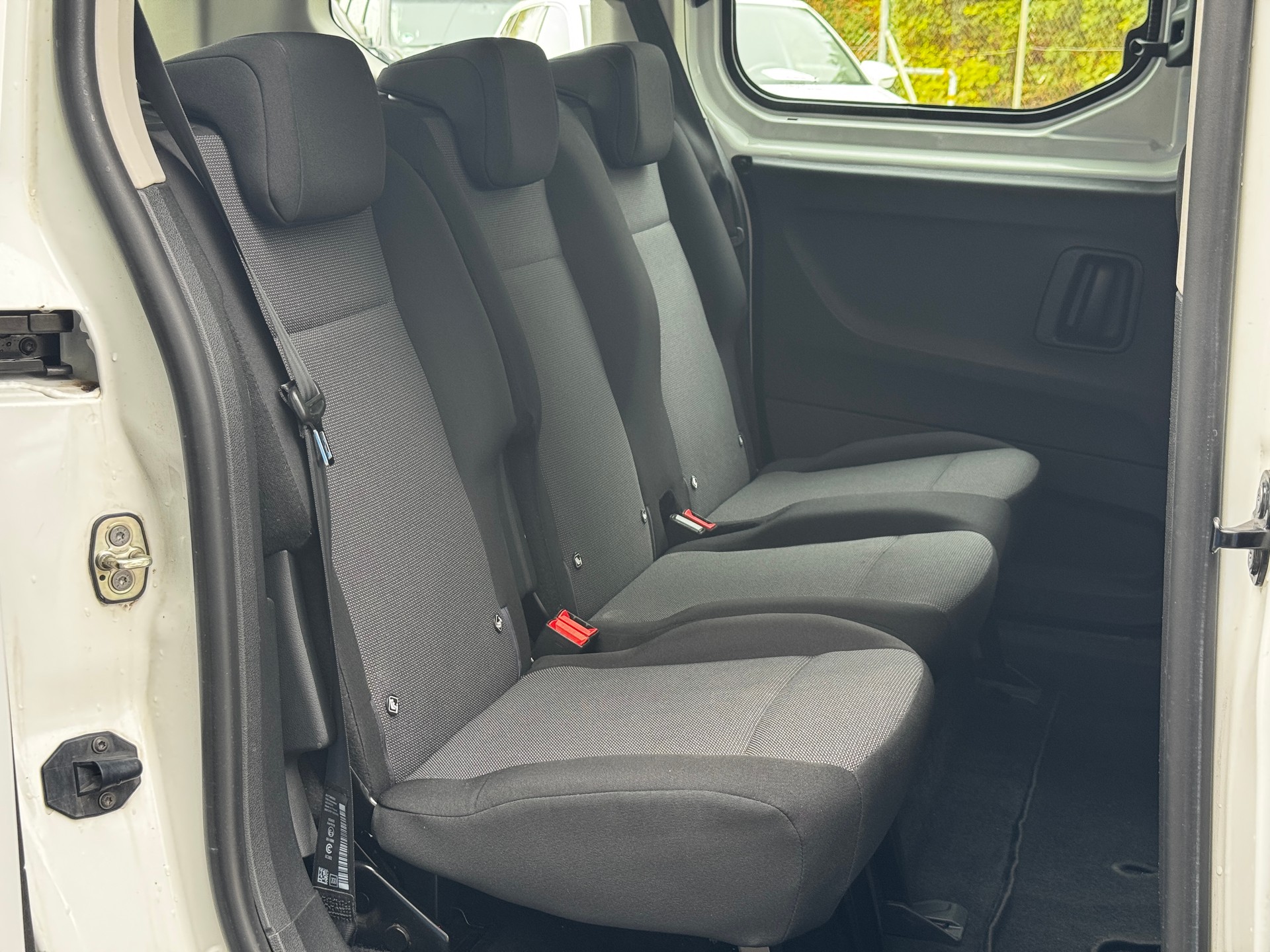 OPEL Combo Life 1.5 Enjoy-image-12