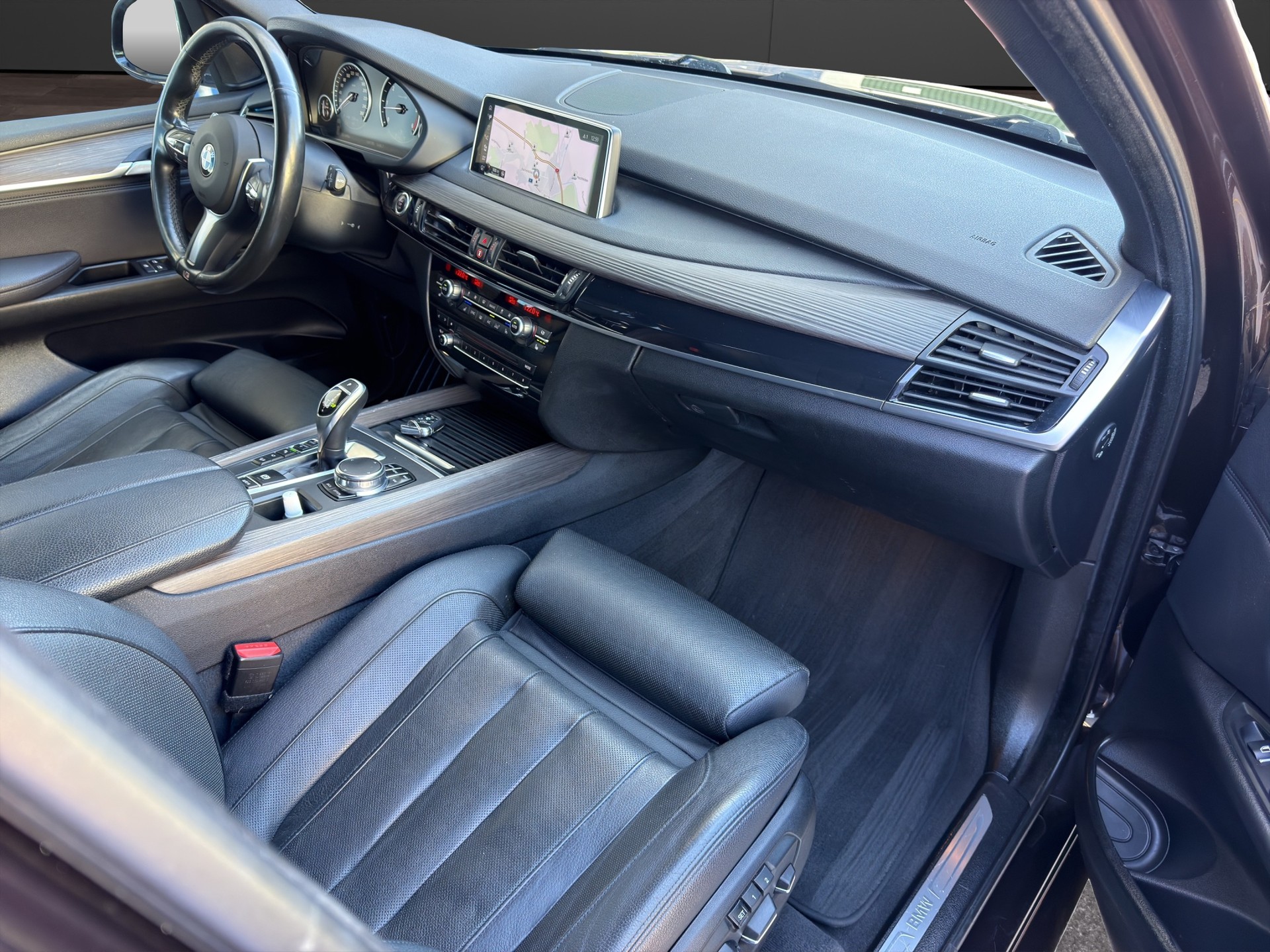 BMW X5 xDrive 30d Steptronic 7 Plätzer-image-17