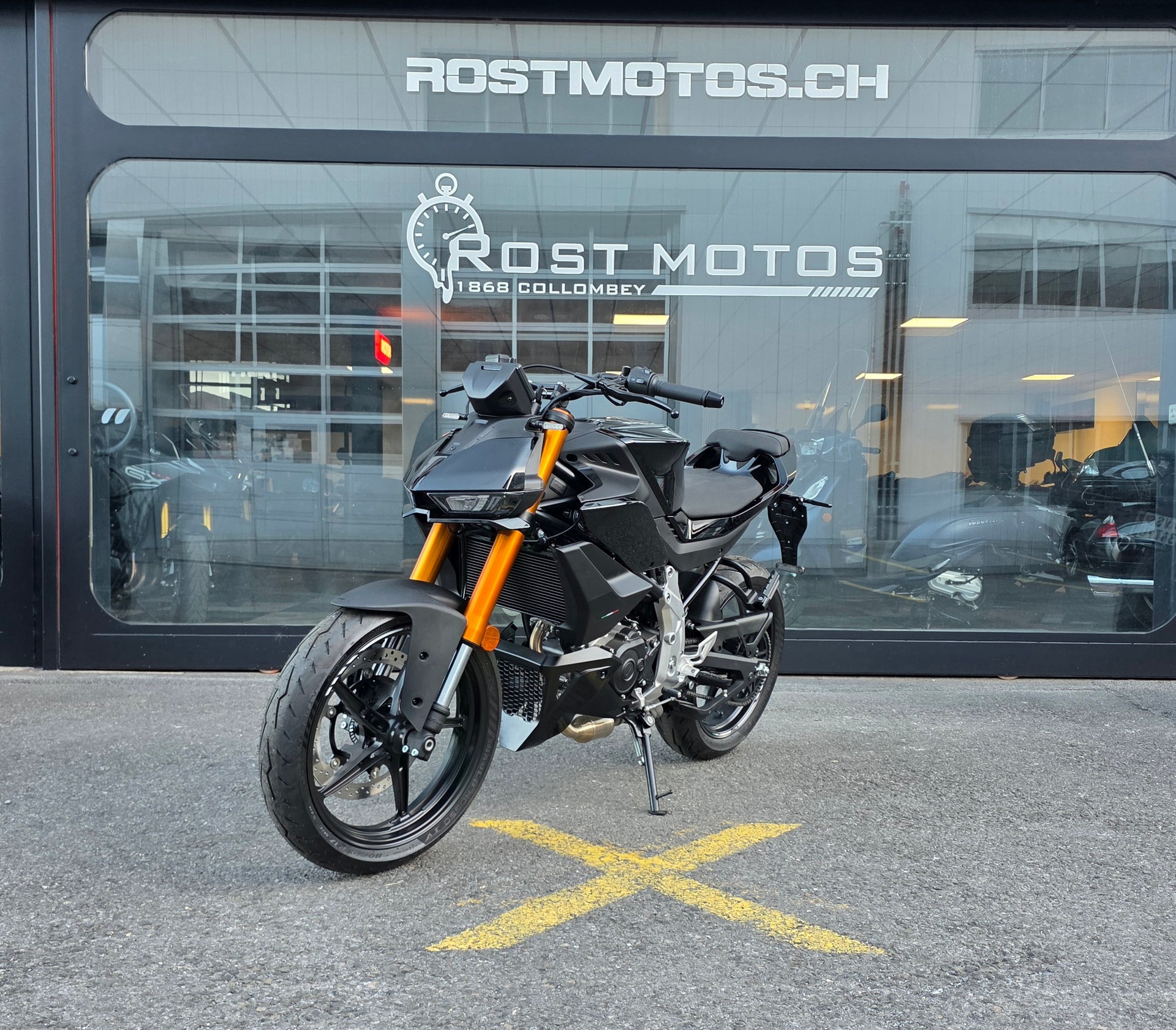 FANTIC Stealth 125