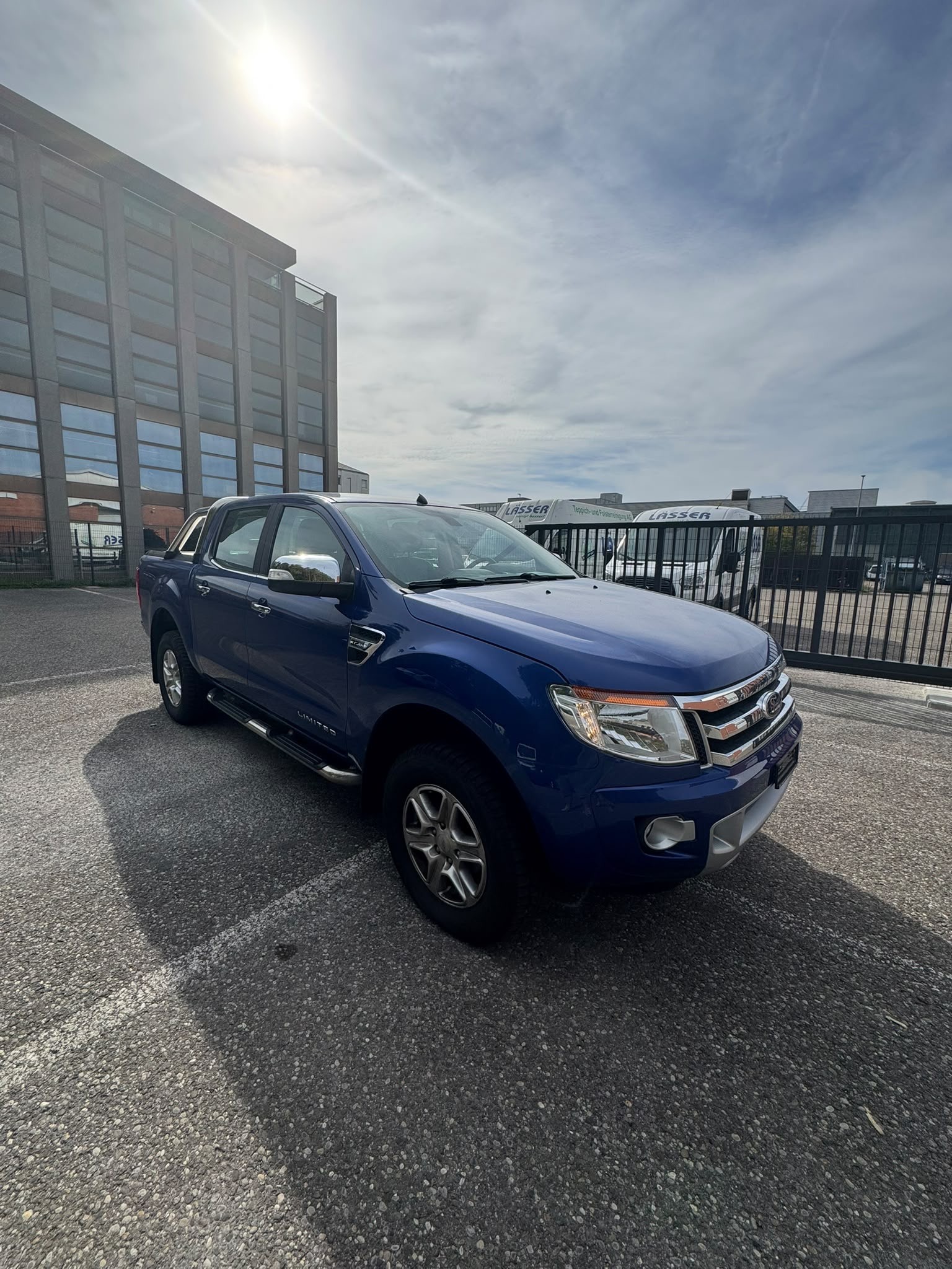 FORD Ranger Wildtrak 3.2 TDCi 4x4 A-image-1