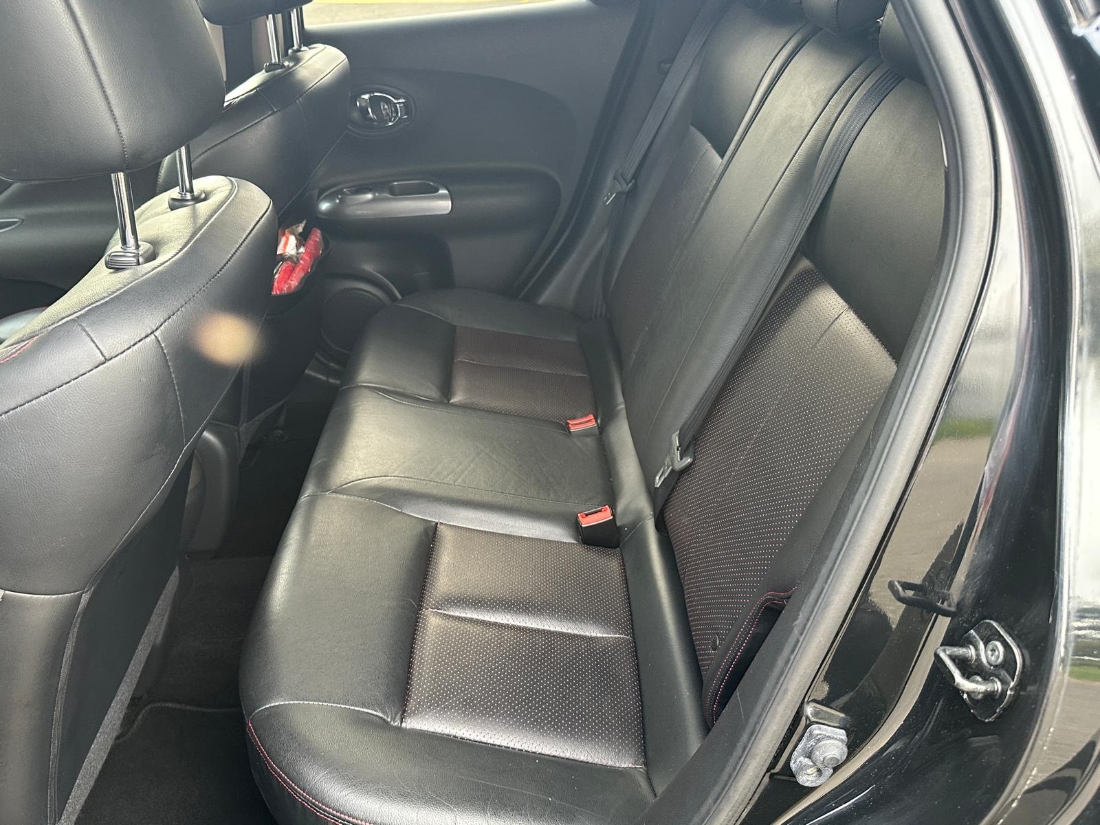NISSAN Juke 1.6 DIG-T tekna 4x4 Xtronic M-CVT-image-8