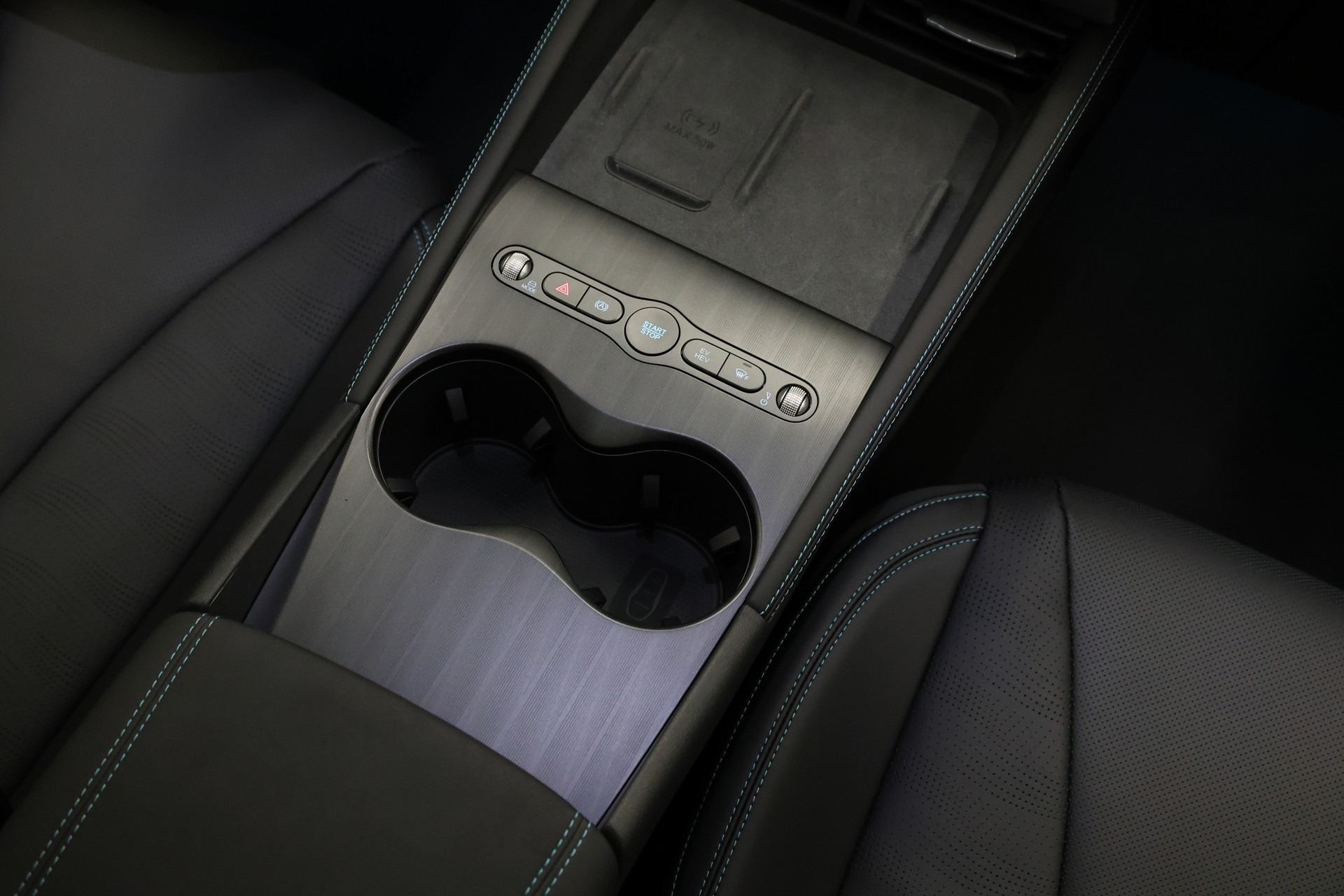 BYD Seal 6 DM-i Touring Comfort-image-22
