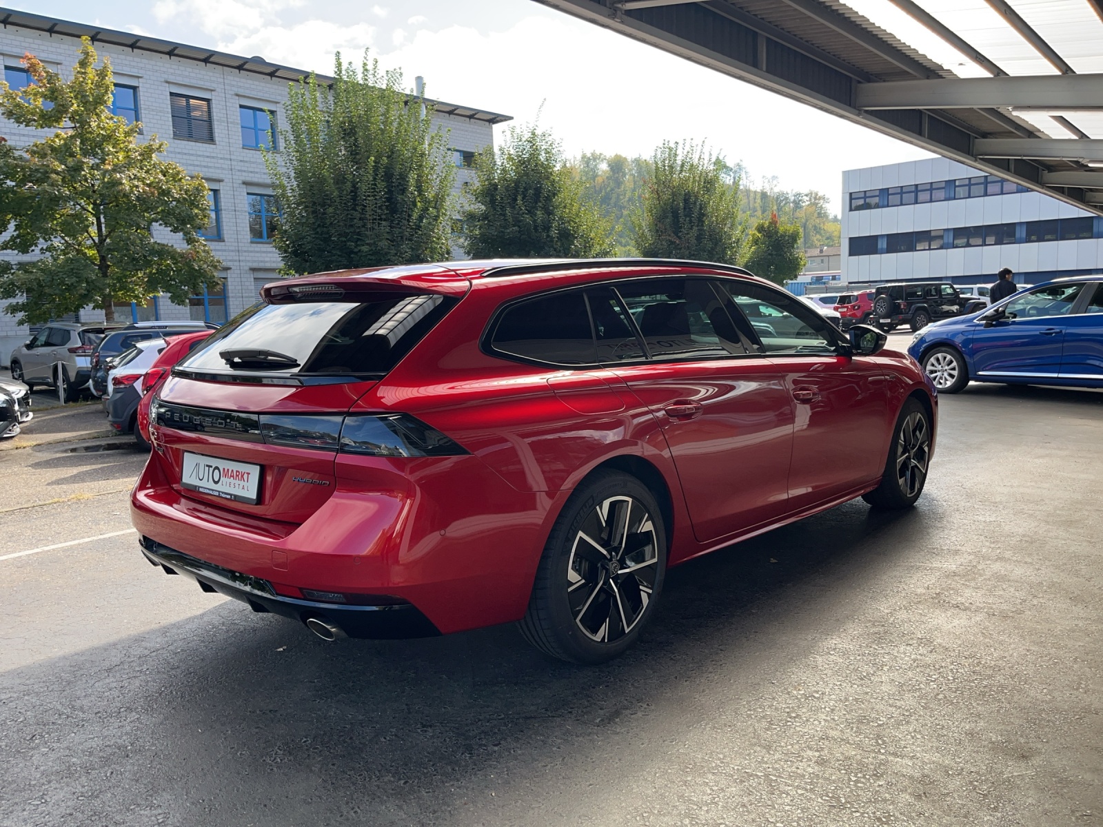 PEUGEOT 508 SW 1.6 PHEV GT EAT8-image-4