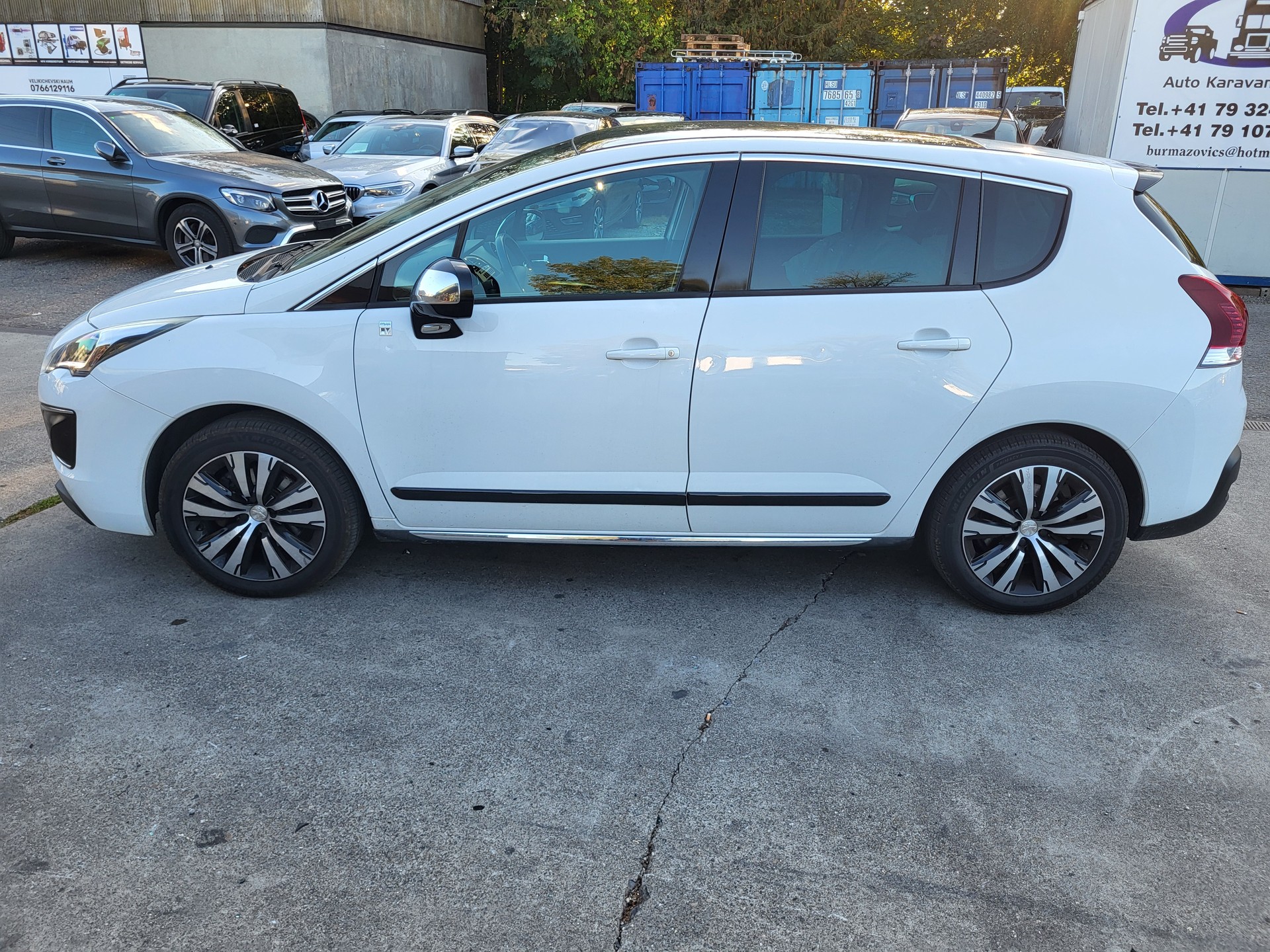 PEUGEOT 3008 HYbrid4 2.0 HDI Low CO2 ETG6-image-8