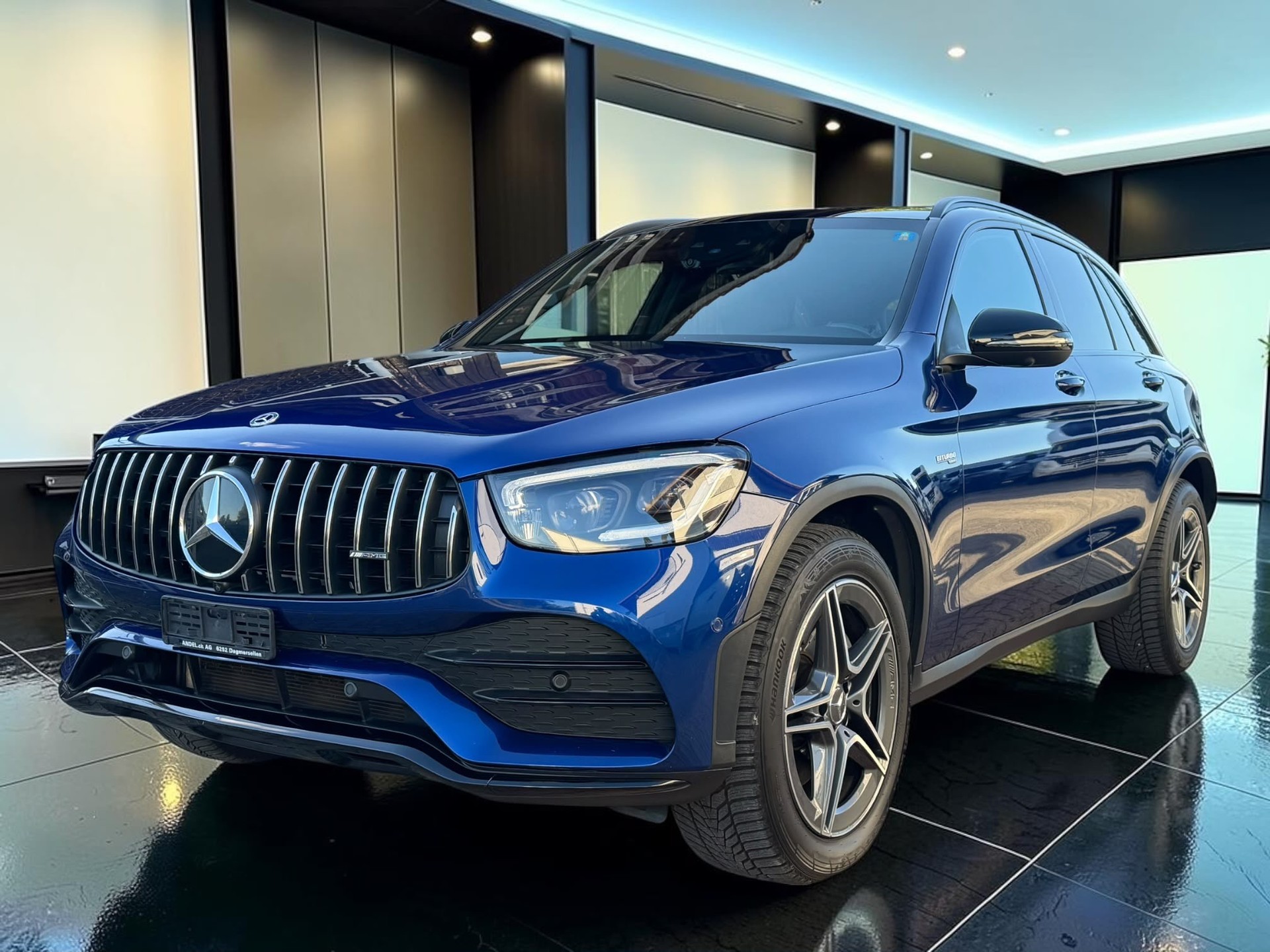 MERCEDES-BENZ GLC 43 AMG 4Matic 9G-Tronic *BURMESTER*PANORAMA*FACELIFT*-image-2