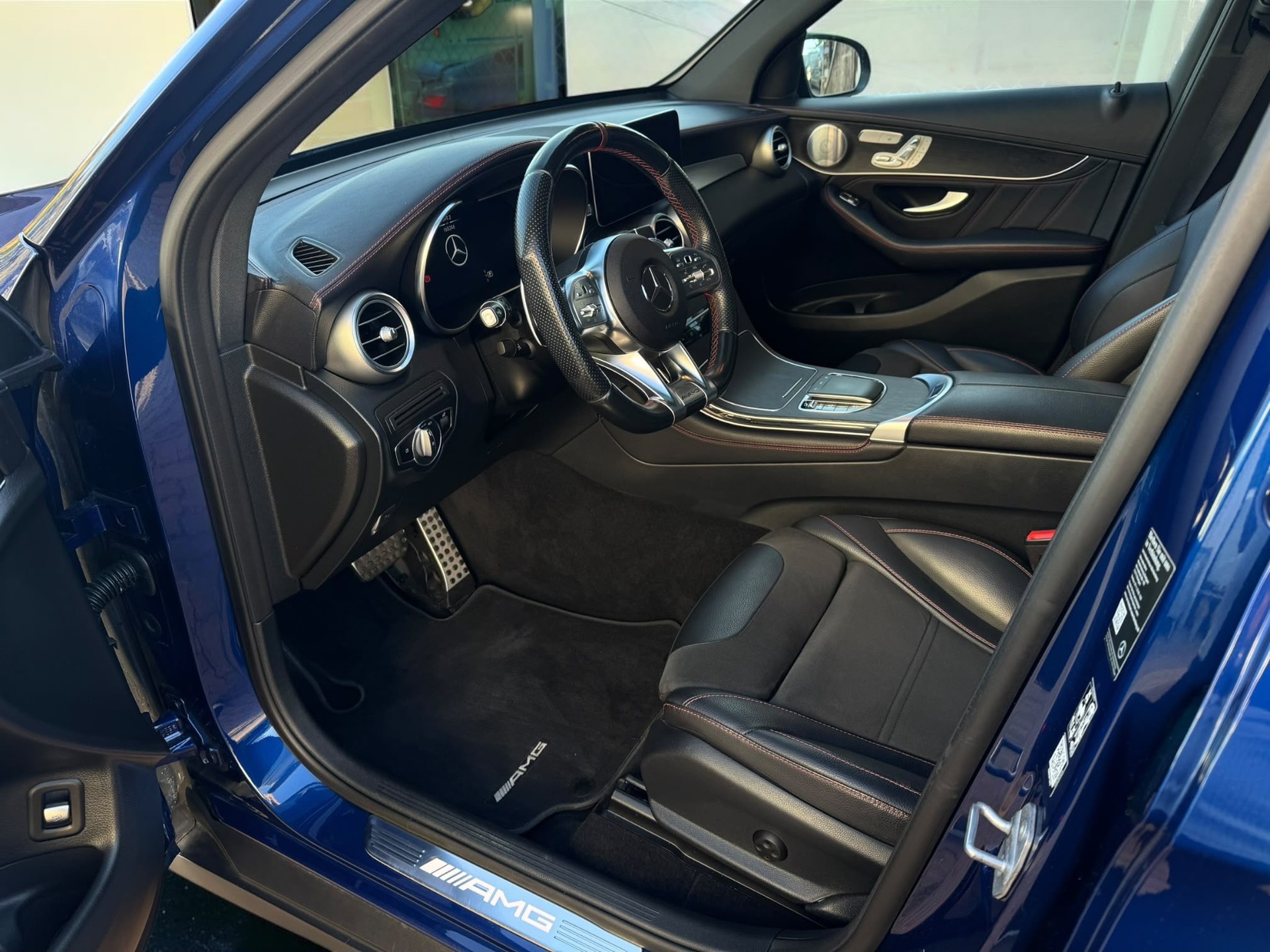 MERCEDES-BENZ GLC 43 AMG 4Matic 9G-Tronic *BURMESTER*PANORAMA*FACELIFT*-image-10