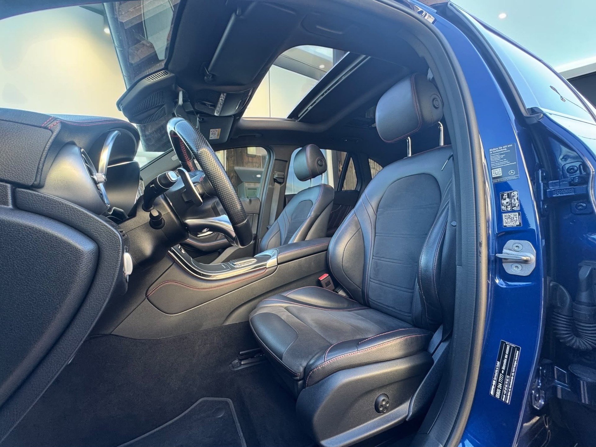 MERCEDES-BENZ GLC 43 AMG 4Matic 9G-Tronic *BURMESTER*PANORAMA*FACELIFT*-image-16
