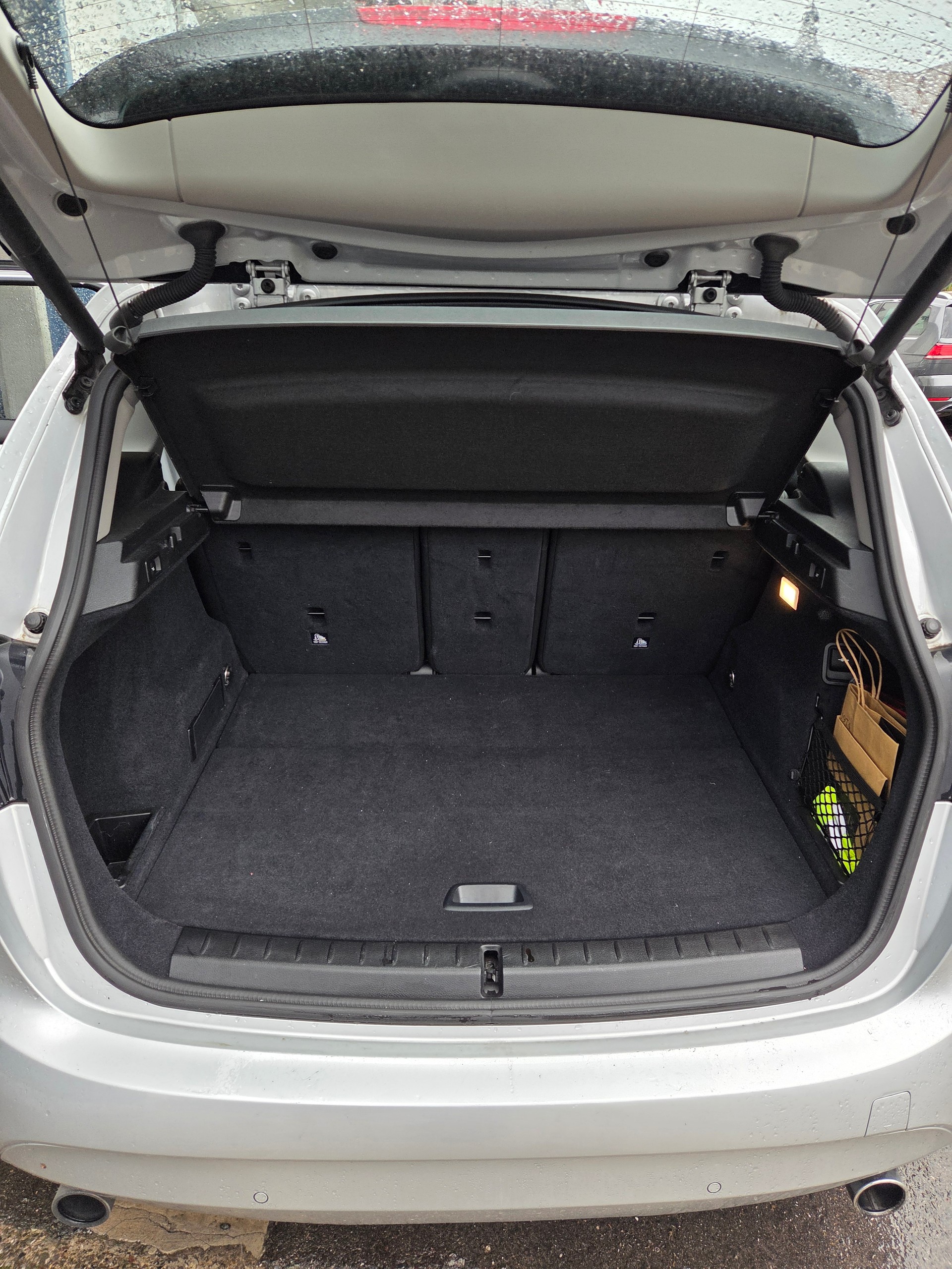 BMW 225i xDrive Active Tourer Steptronic-image-8