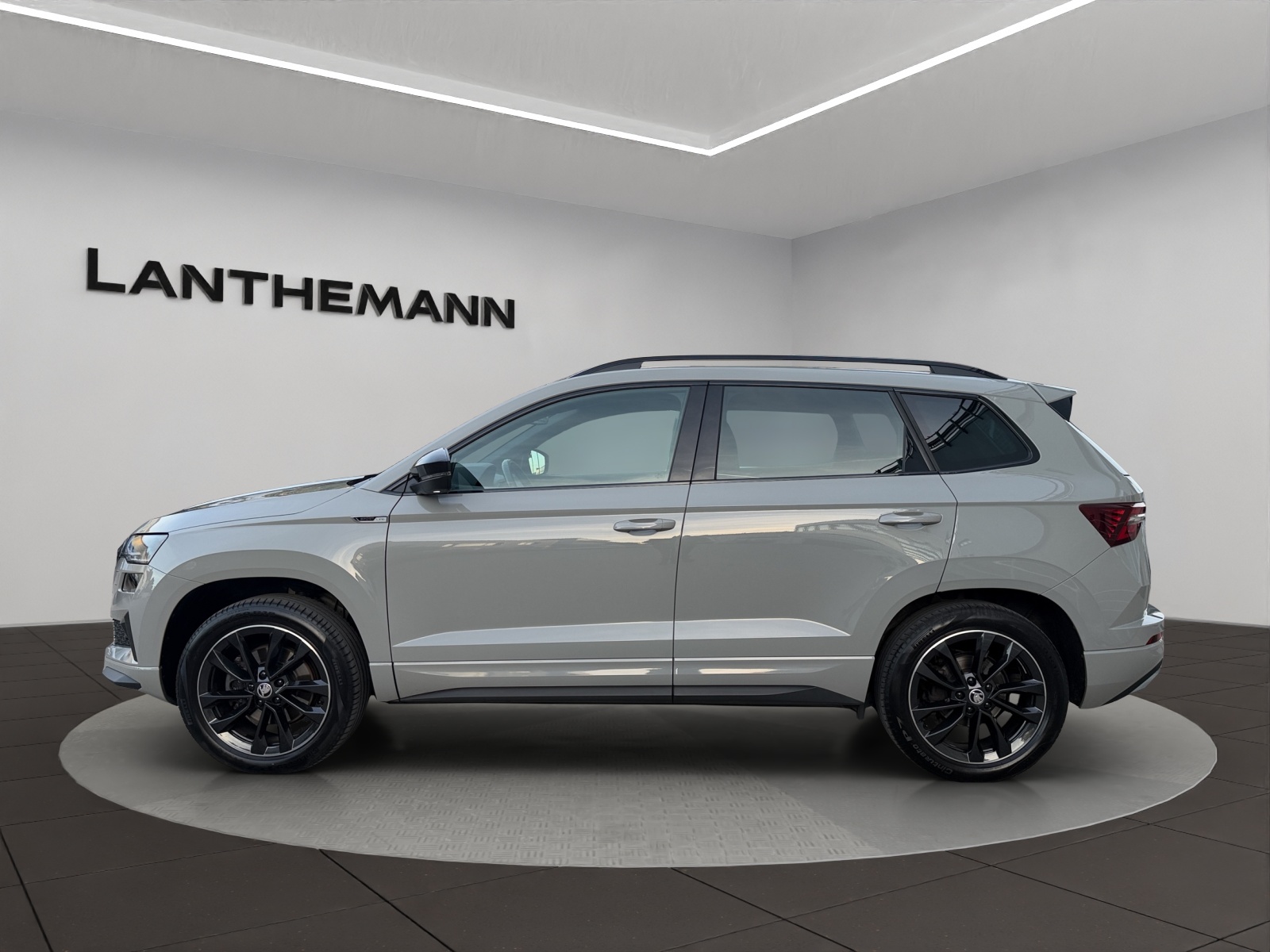 SKODA Karoq 2.0 TSI SportLine 4x4 DSG-showroom-element-1