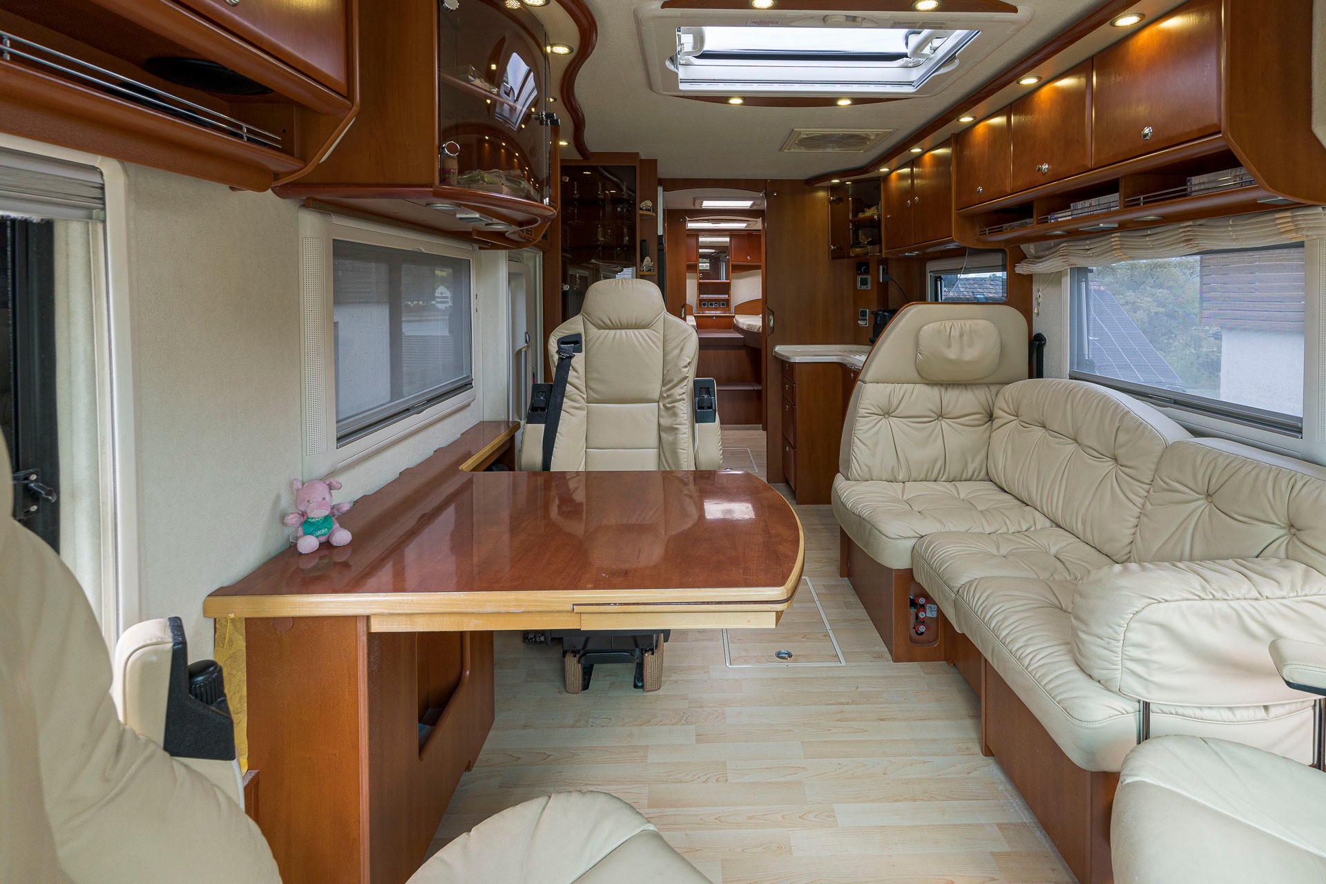 CONCORDE Charisma 840L-image-9