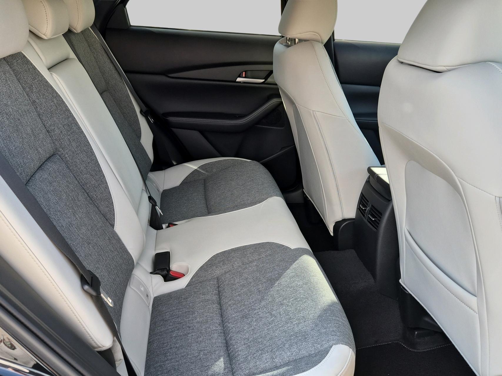 MAZDA CX-30 SKYACTIV-X 186 M Hybrid Makoto AWD AT-image-13