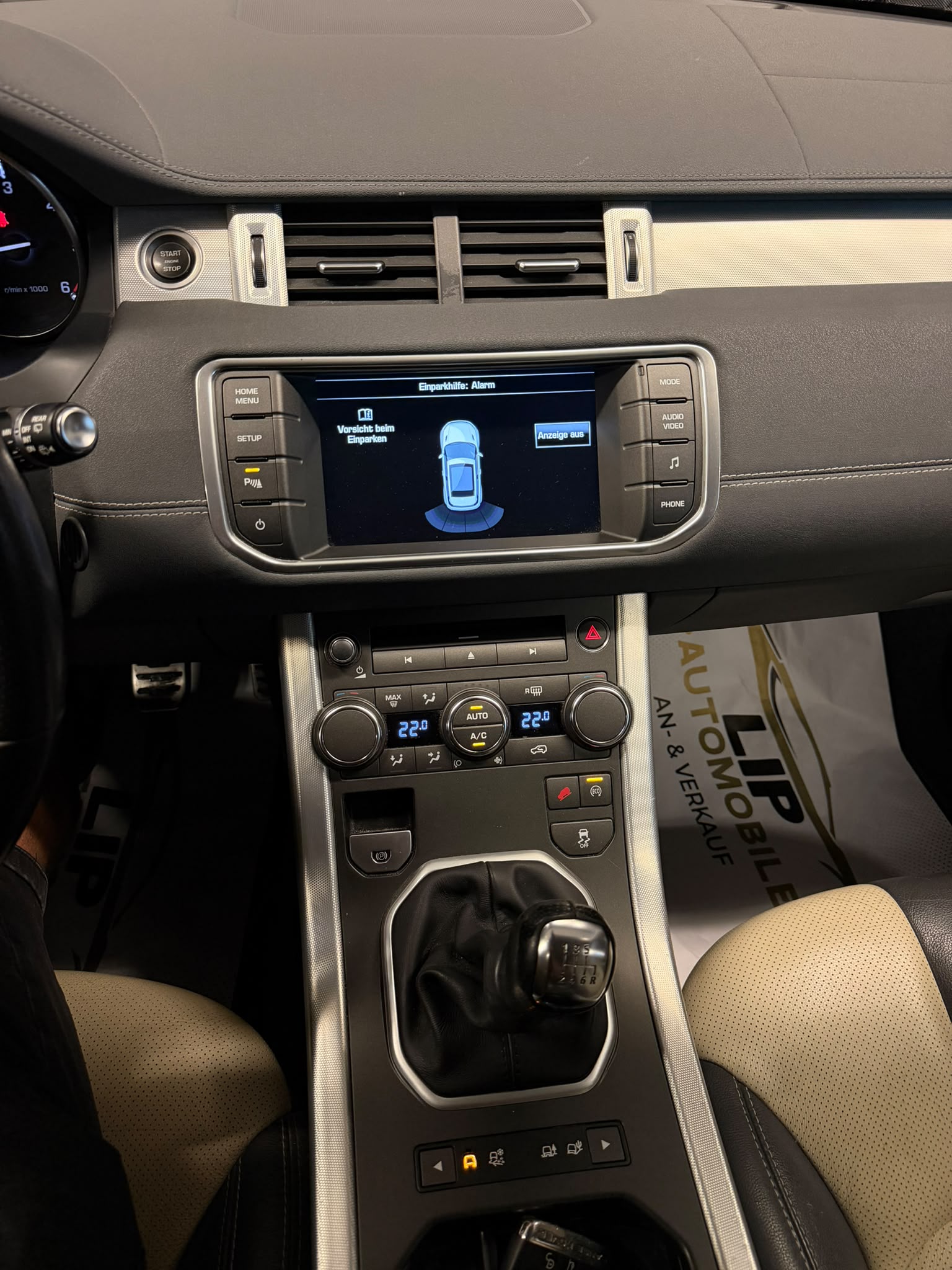 LAND ROVER Range Rover Evoque 2.2 TD4 Dynamic-image-11