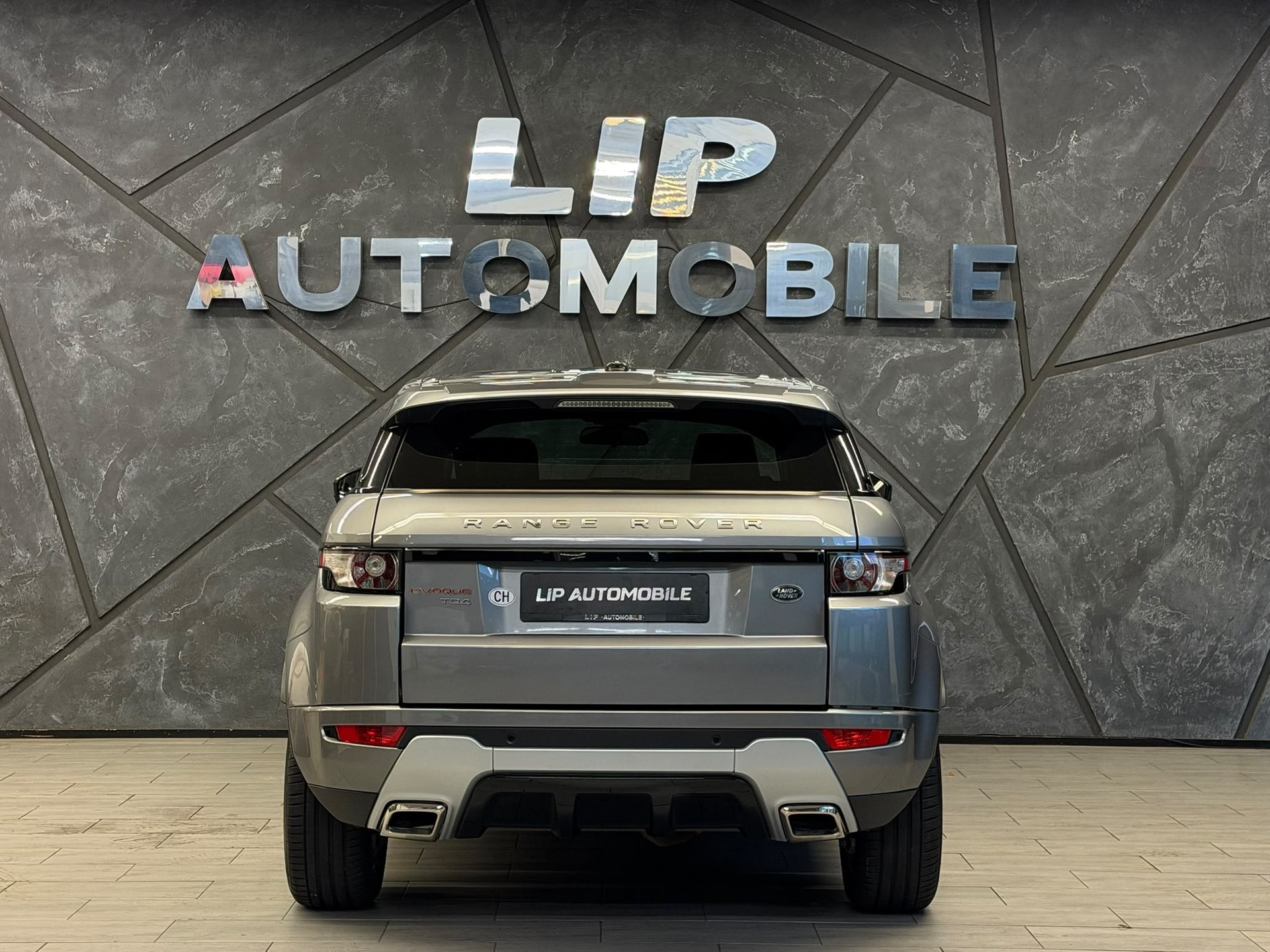 LAND ROVER Range Rover Evoque 2.2 TD4 Dynamic-image-6