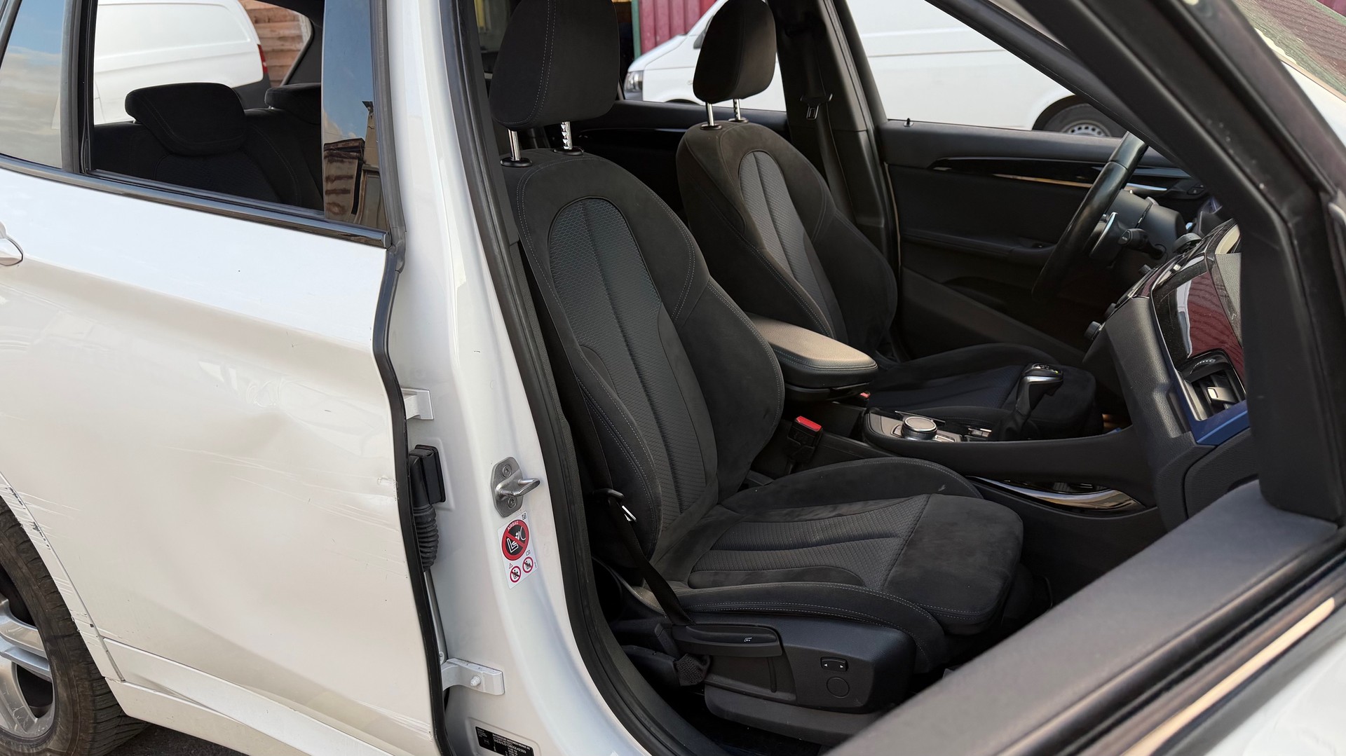 BMW X1 xDrive 20d M Sport Steptronic-image-12