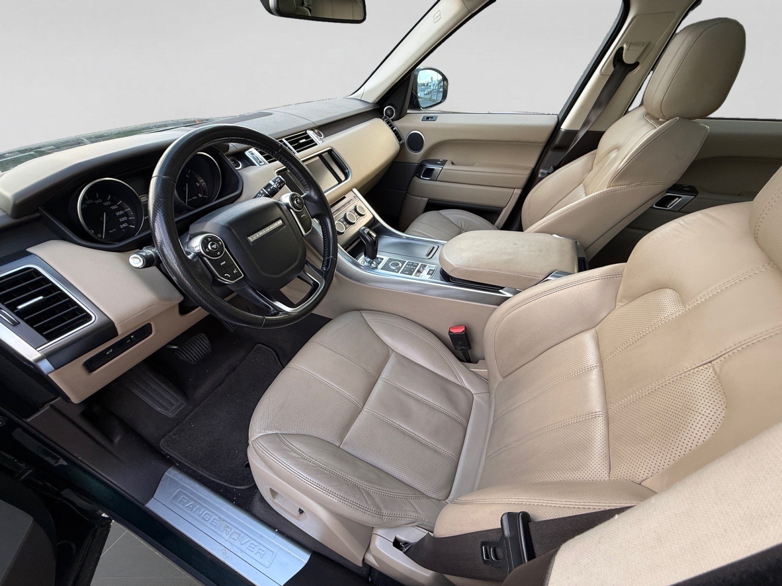LAND ROVER Range Rover Sport 3.0 TDV6 S Automatic-image-8