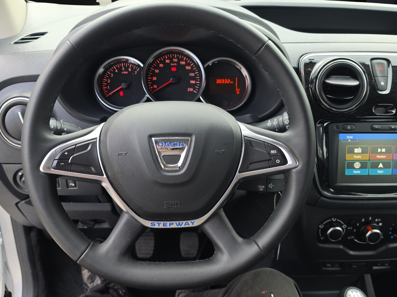 DACIA Dokker TCE 130 16V Stepway-image-6