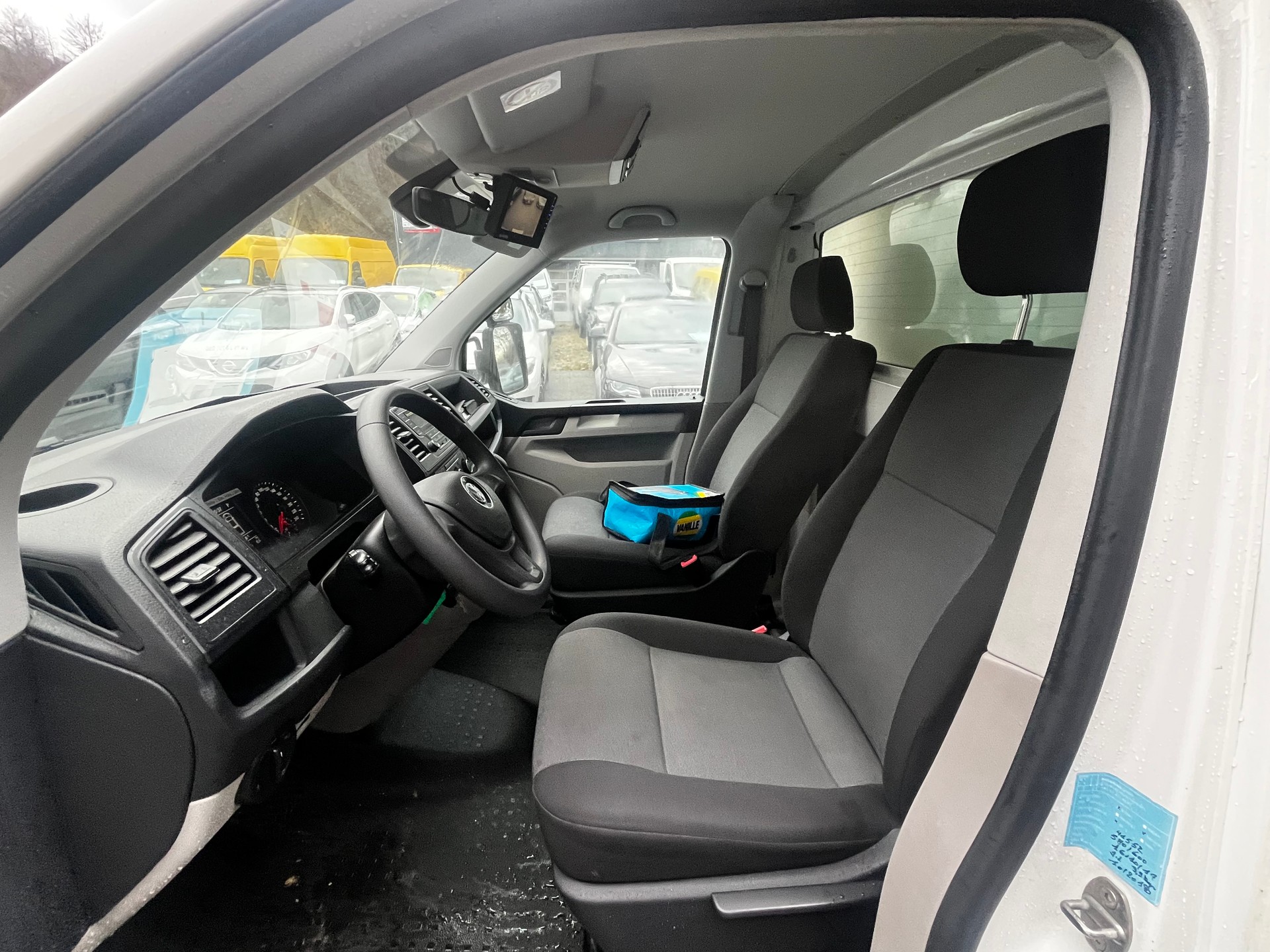 VW T6 2.0 TDI-image-2