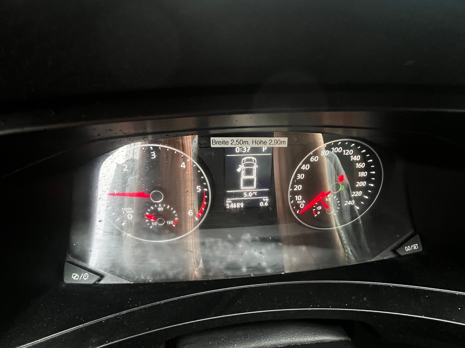 VW T6 2.0 TDI-image-11